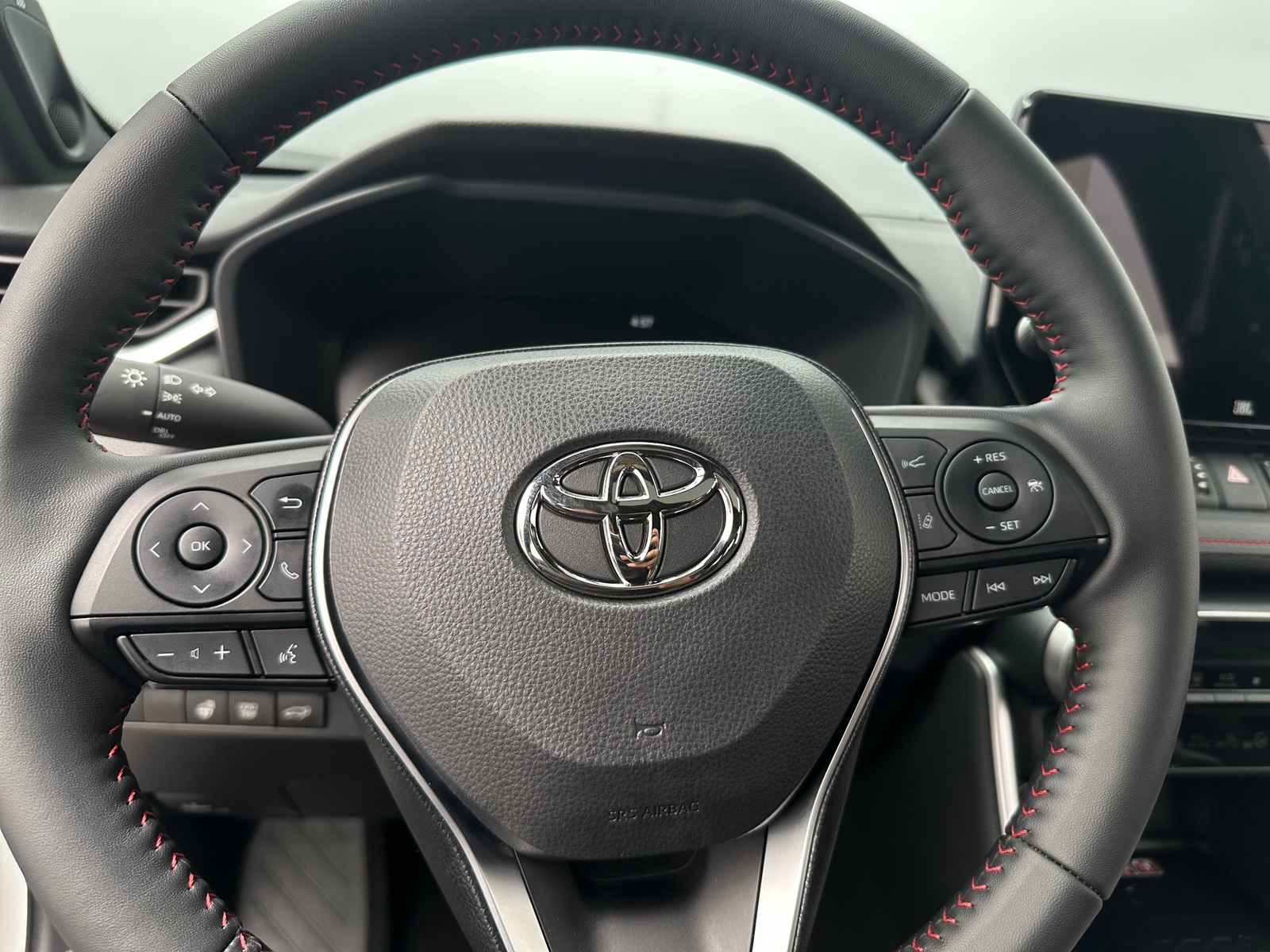 Thumbnail: 2025 Toyota RAV4 - 5