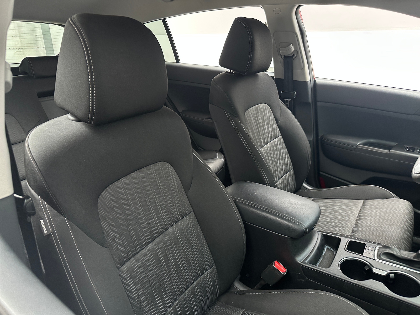 Thumbnail: 2020 Kia Sportage - 2