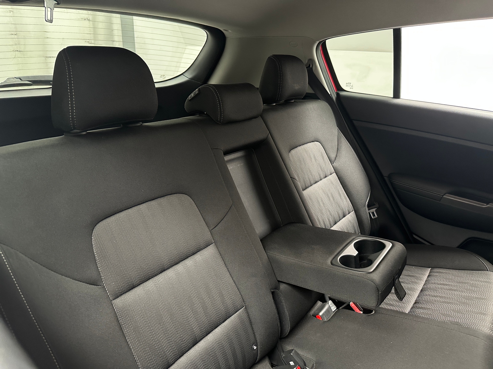 Thumbnail: 2020 Kia Sportage - 6