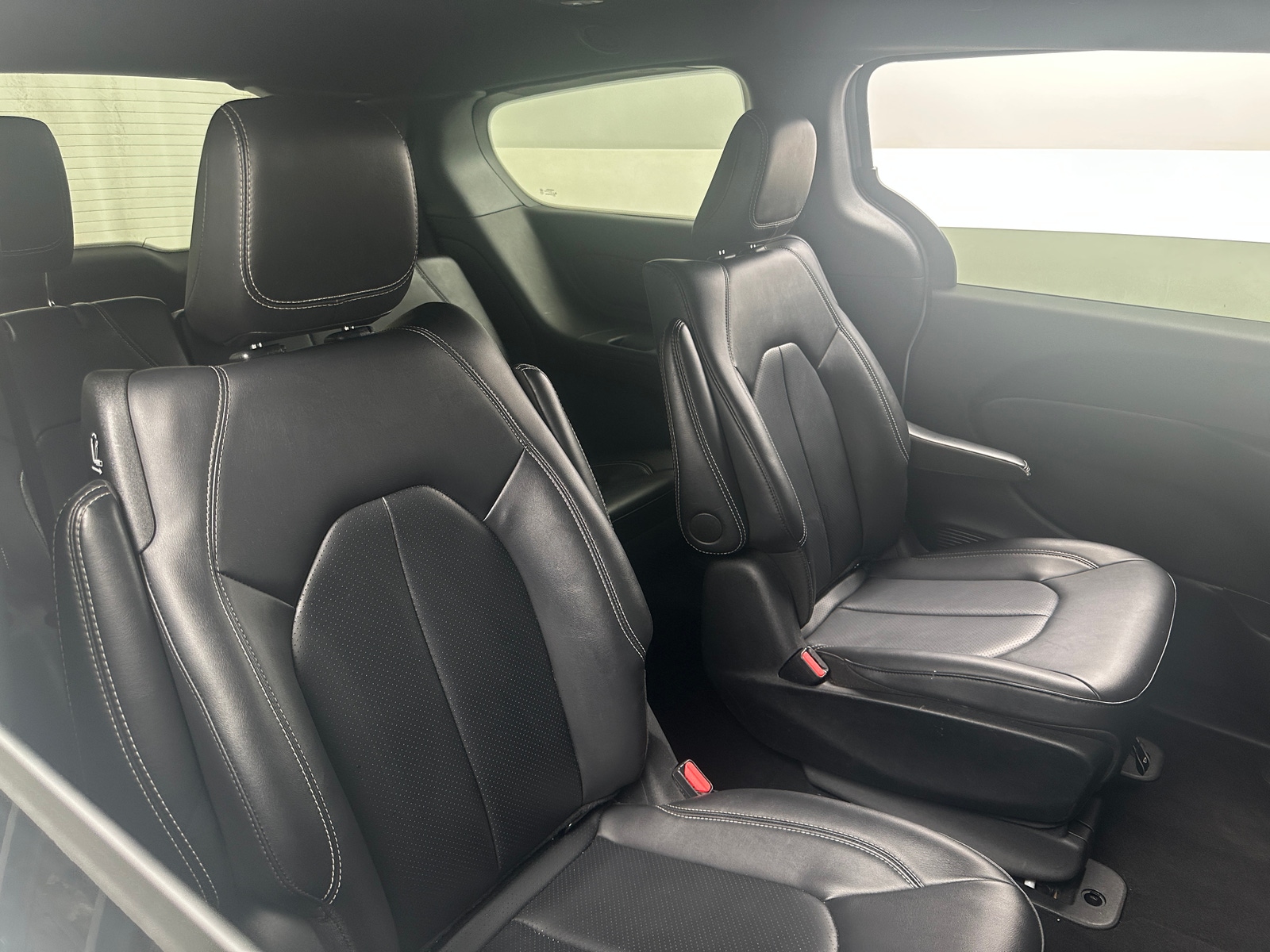Thumbnail: 2024 Chrysler Pacifica - 5