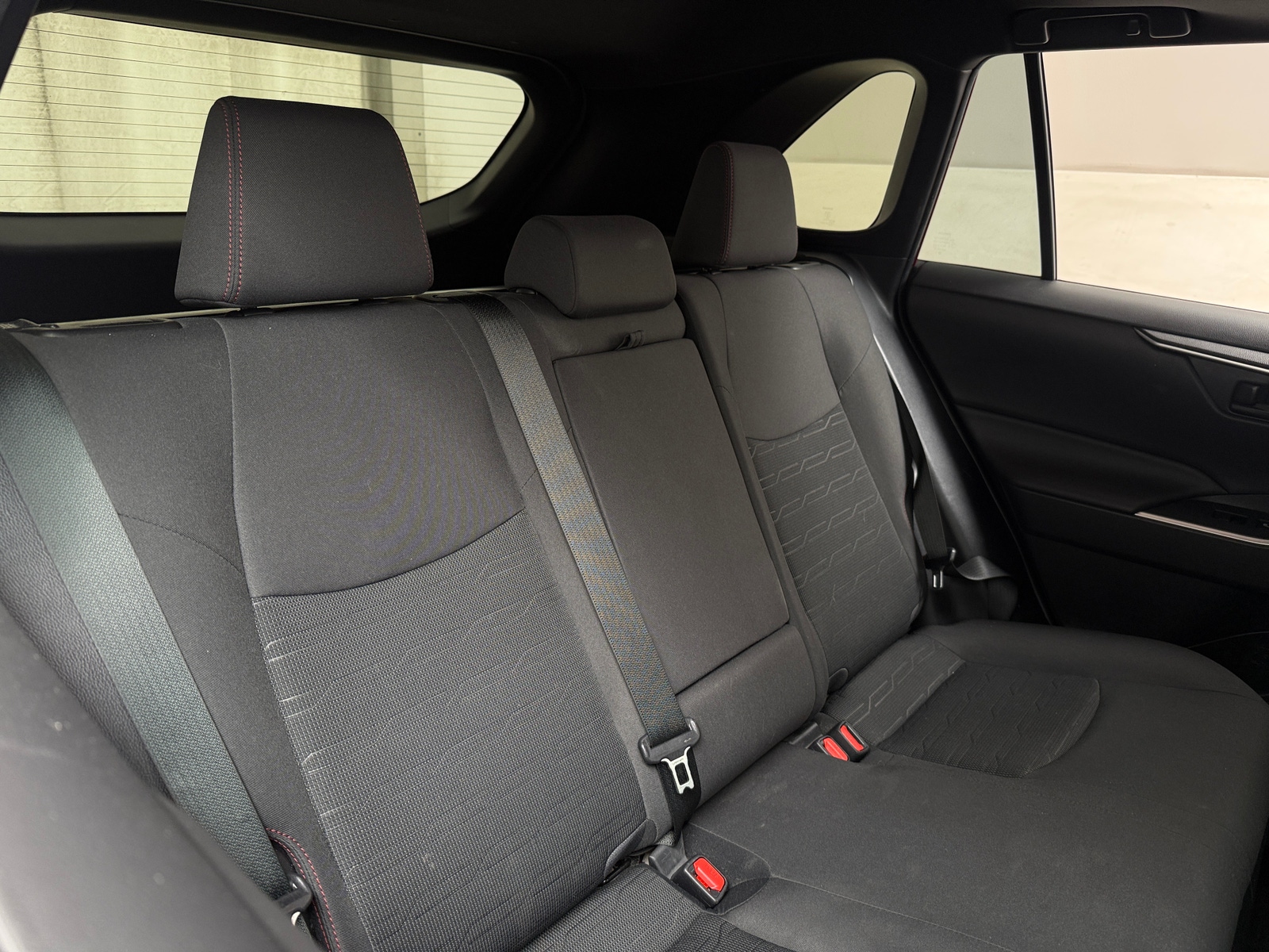 Thumbnail: 2021 Toyota RAV4 - 6