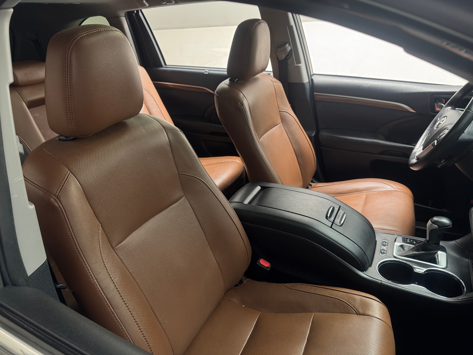 Thumbnail: 2019 Toyota Highlander - 2