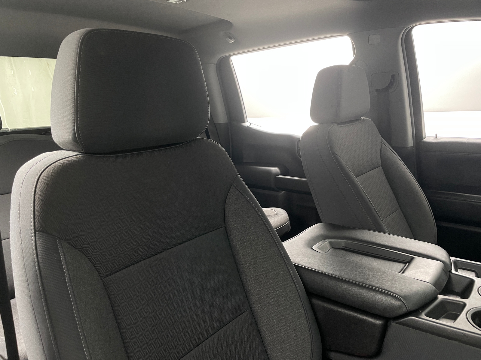 Thumbnail: 2020 Chevrolet Silverado 1500 - 2