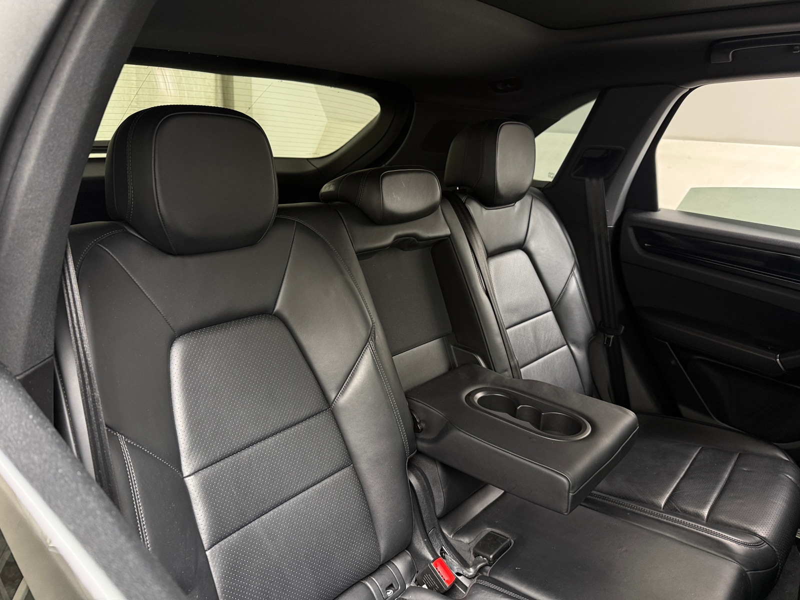 Thumbnail: 2019 Porsche Cayenne - 6