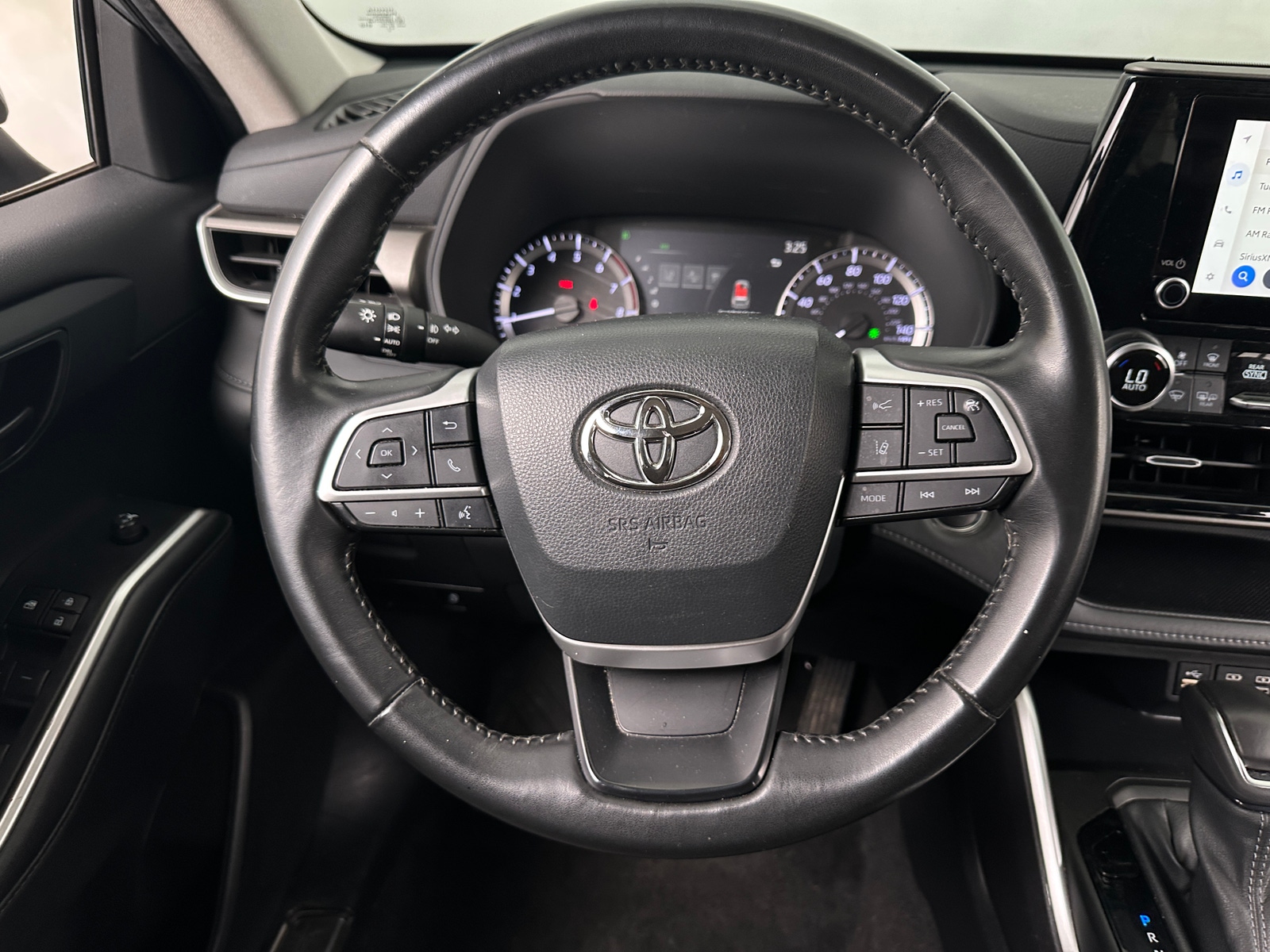Thumbnail: 2023 Toyota Highlander - 5