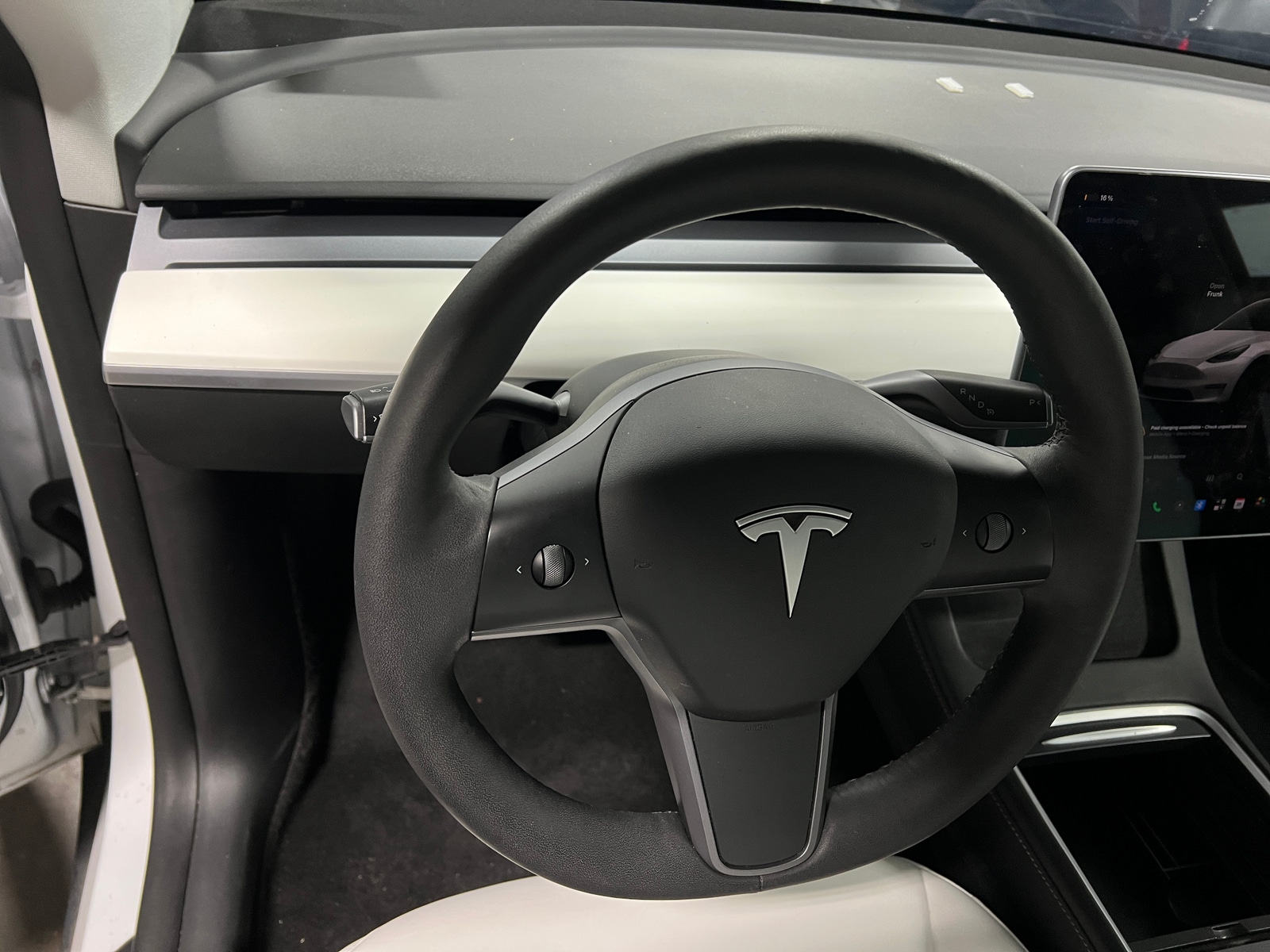 Thumbnail: 2022 Tesla Model Y - 4