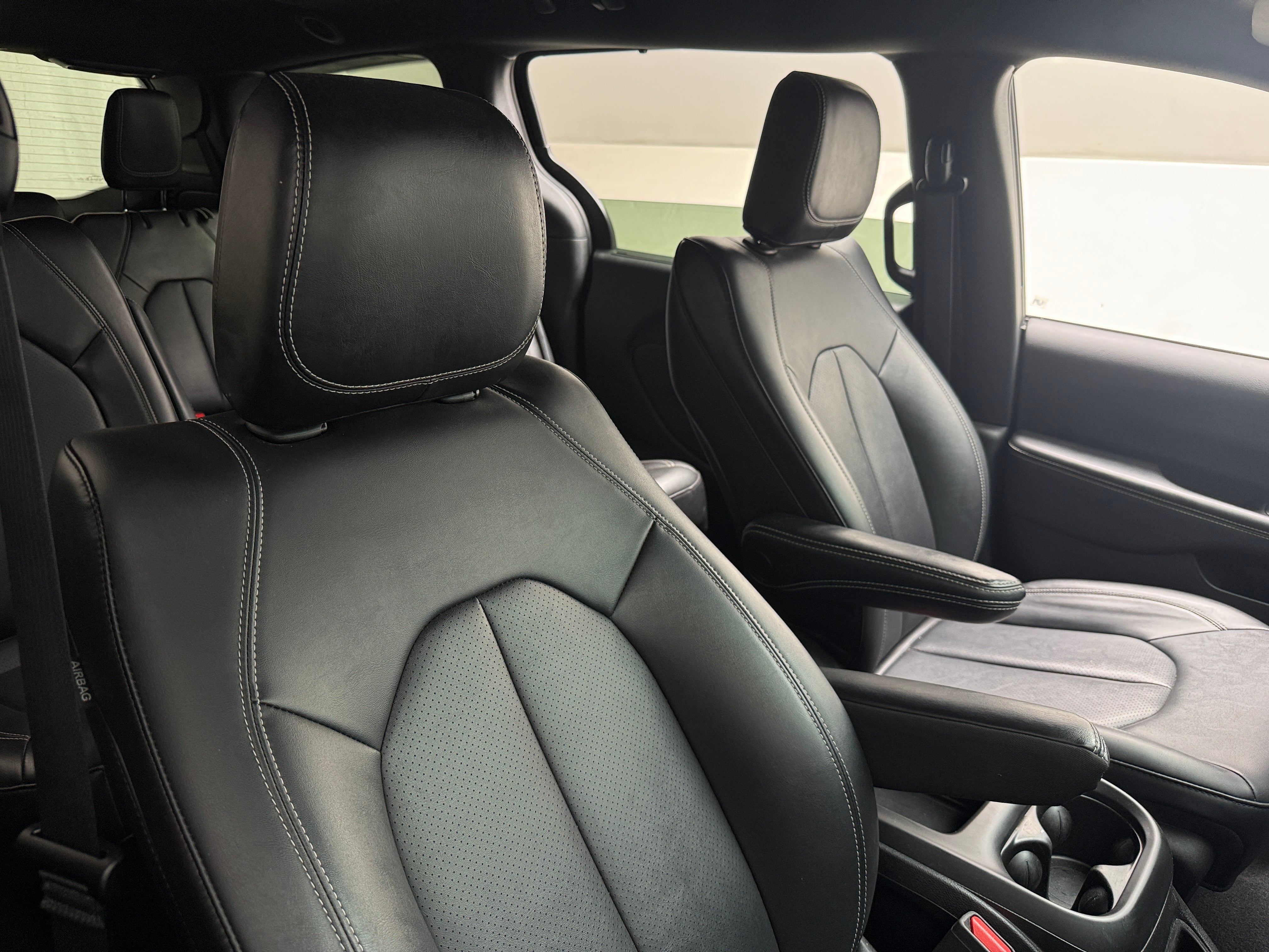 2025 Chrysler Pacifica