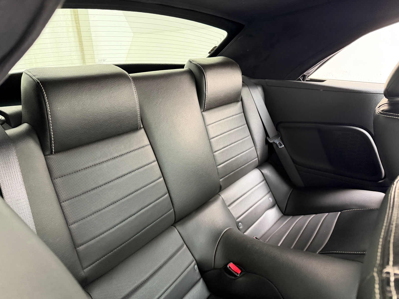 Thumbnail: 2010 Ford Mustang - 6