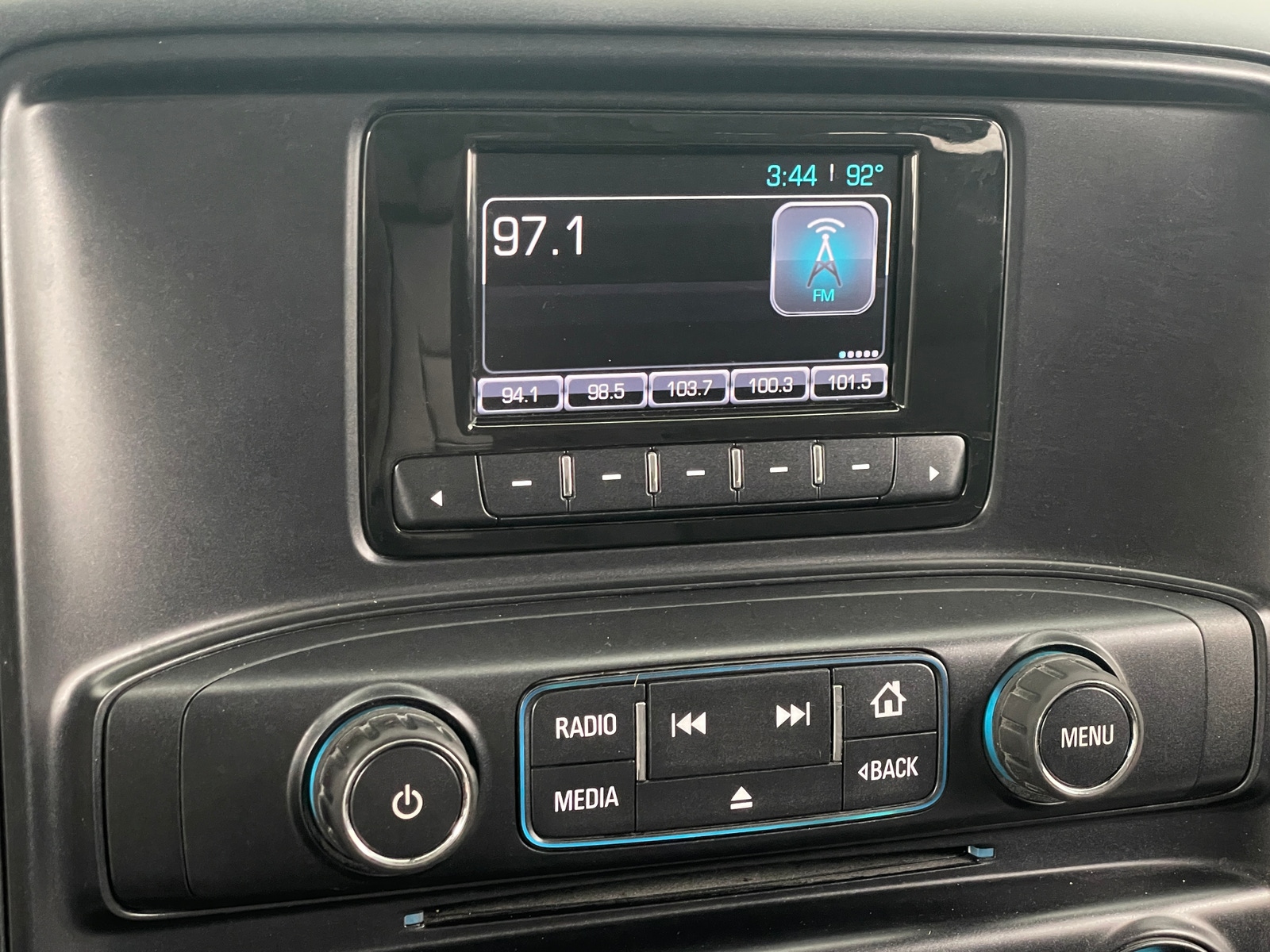 Thumbnail: 2015 Chevrolet Silverado 1500 - 4
