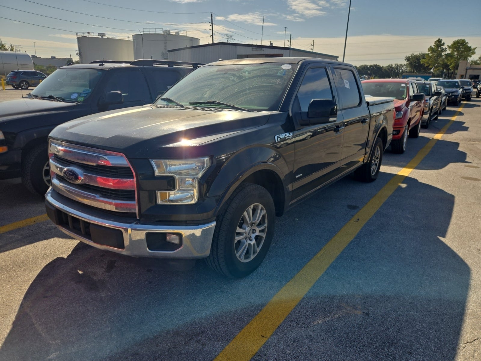 2016 Ford F-150 2WD Supercrew 145" Lariat