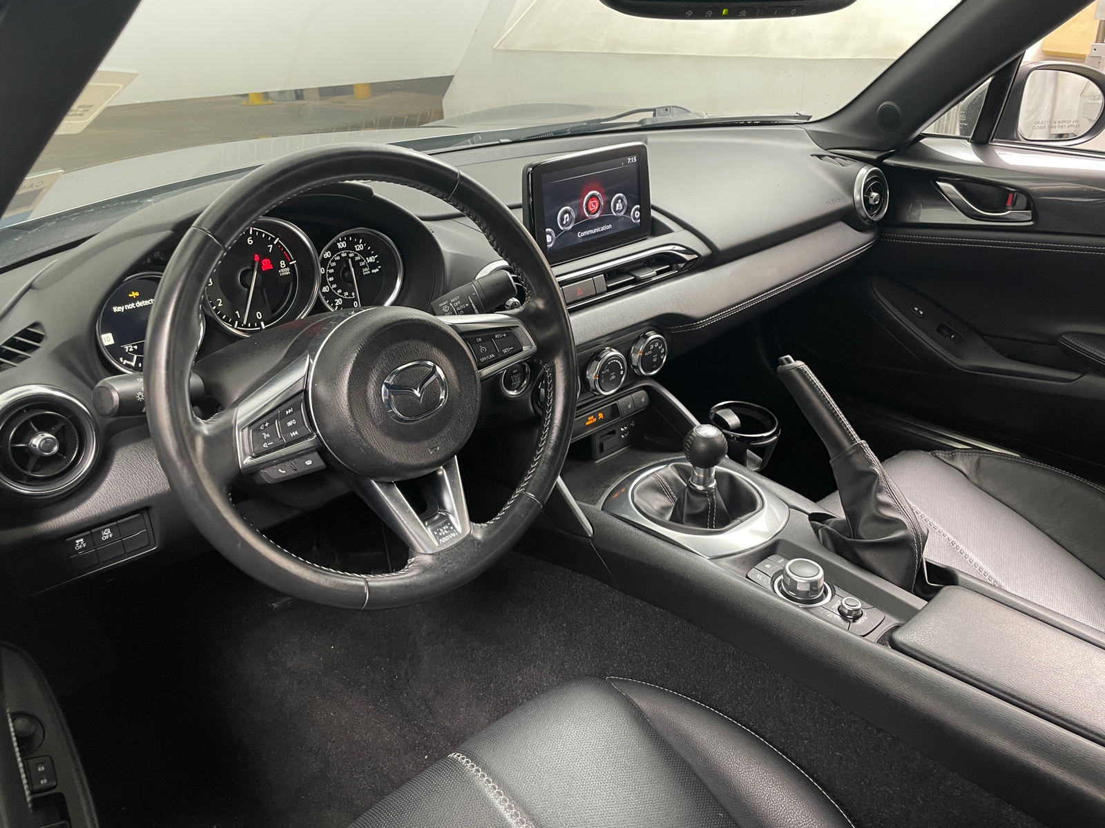 Thumbnail: 2022 Mazda MX-5 Miata - 2