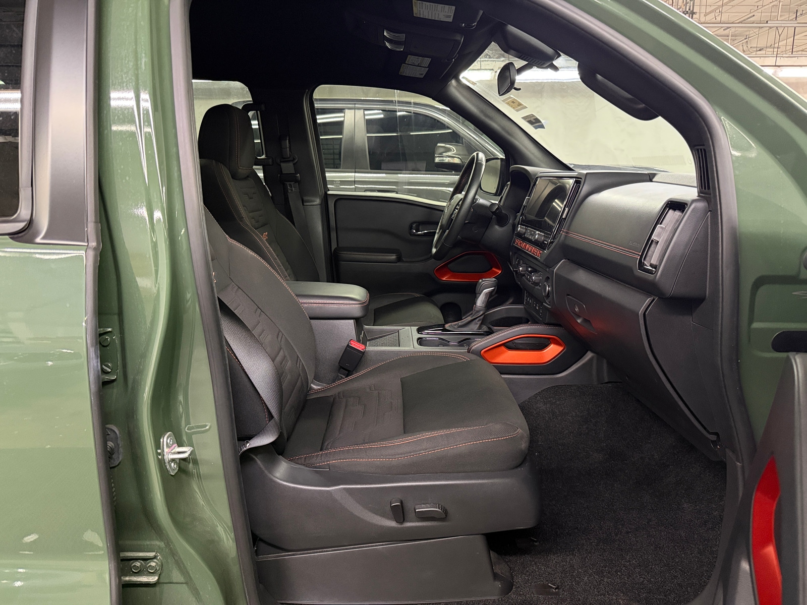 Thumbnail: 2025 Nissan Frontier - 2