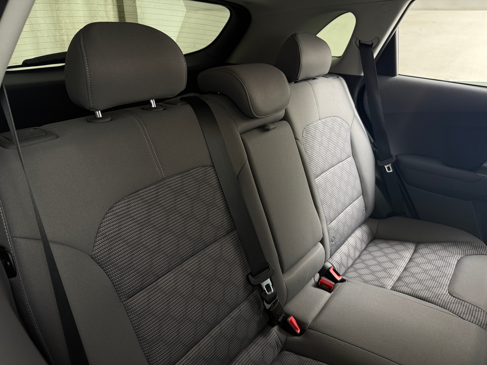 Thumbnail: 2019 Kia Niro - 6
