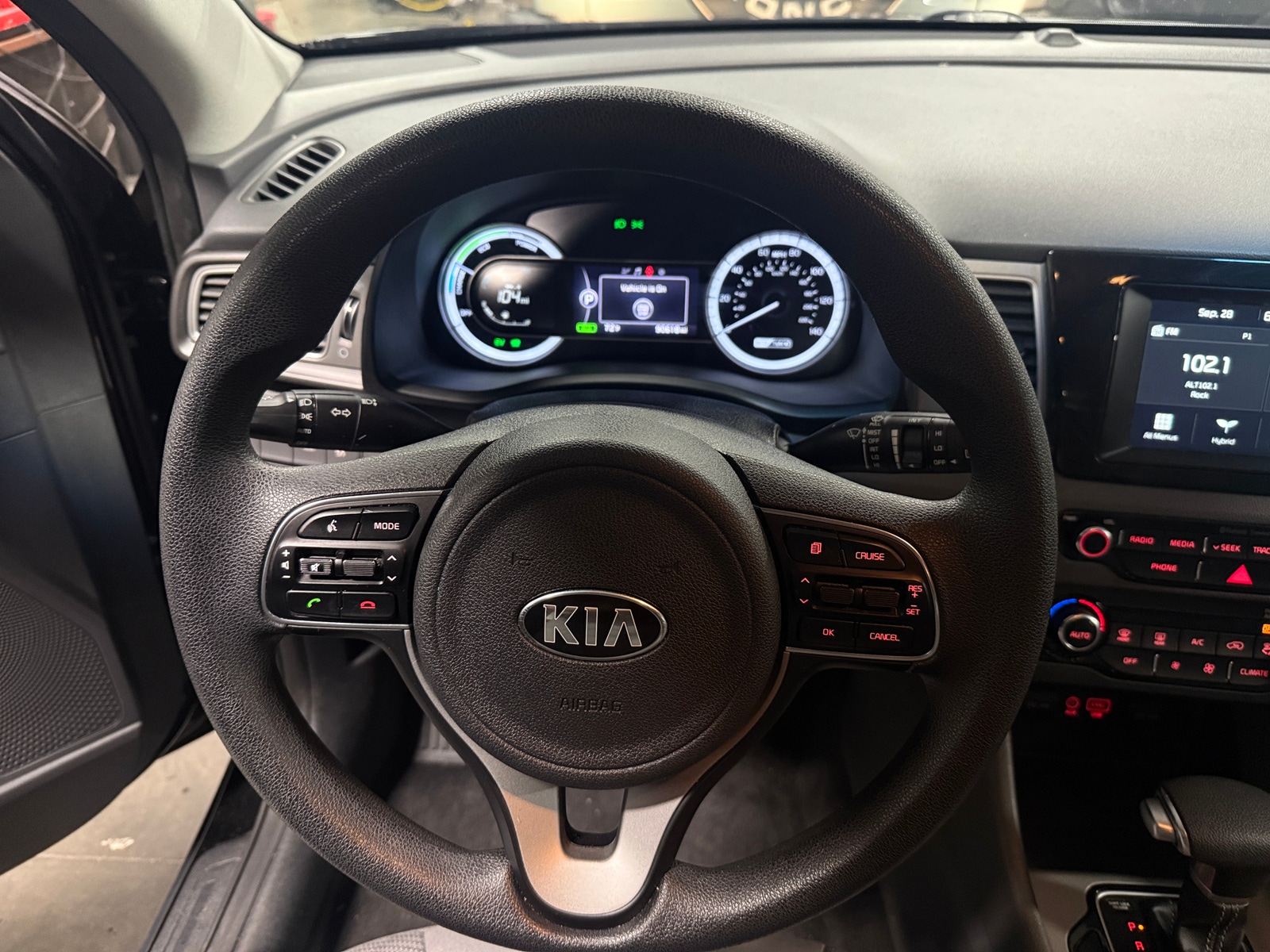 Thumbnail: 2019 Kia Niro - 5
