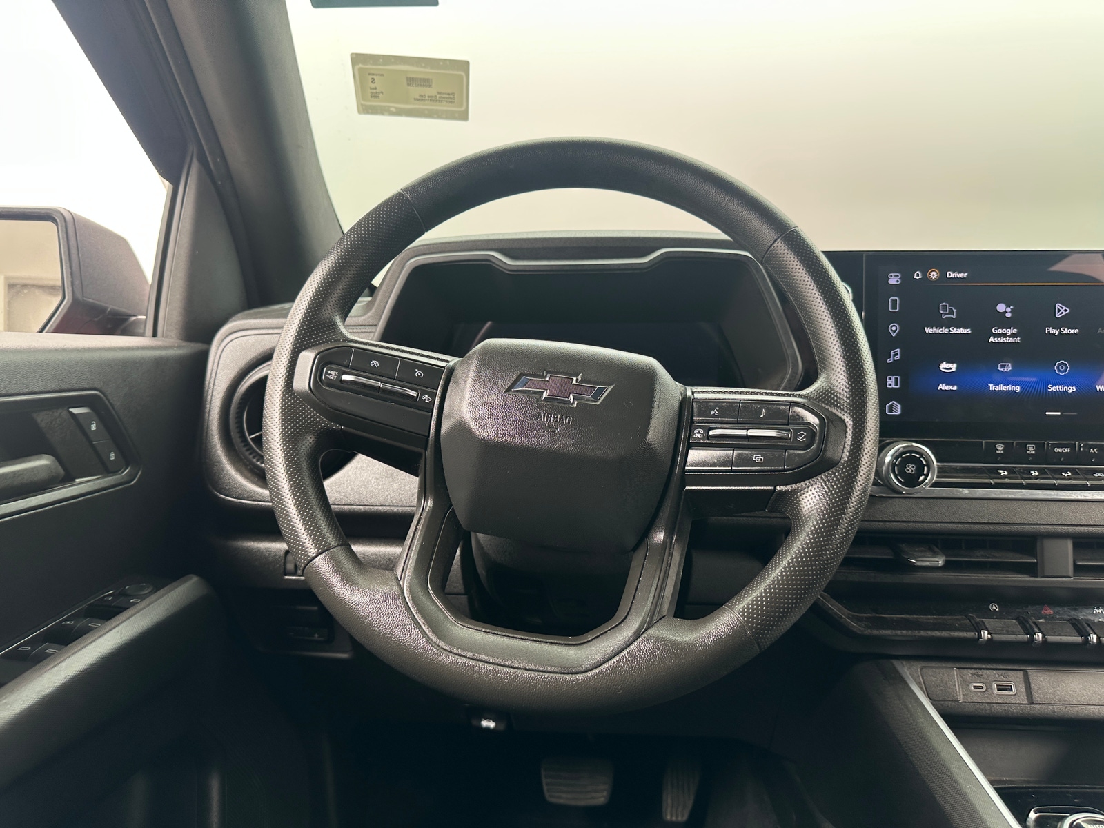 Thumbnail: 2024 Chevrolet Colorado - 5