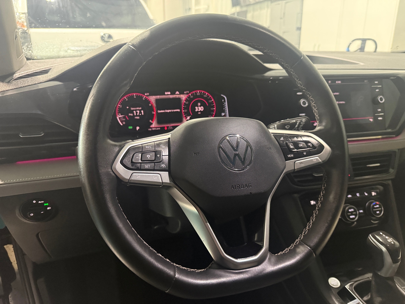 Thumbnail: 2022 Volkswagen Taos - 5