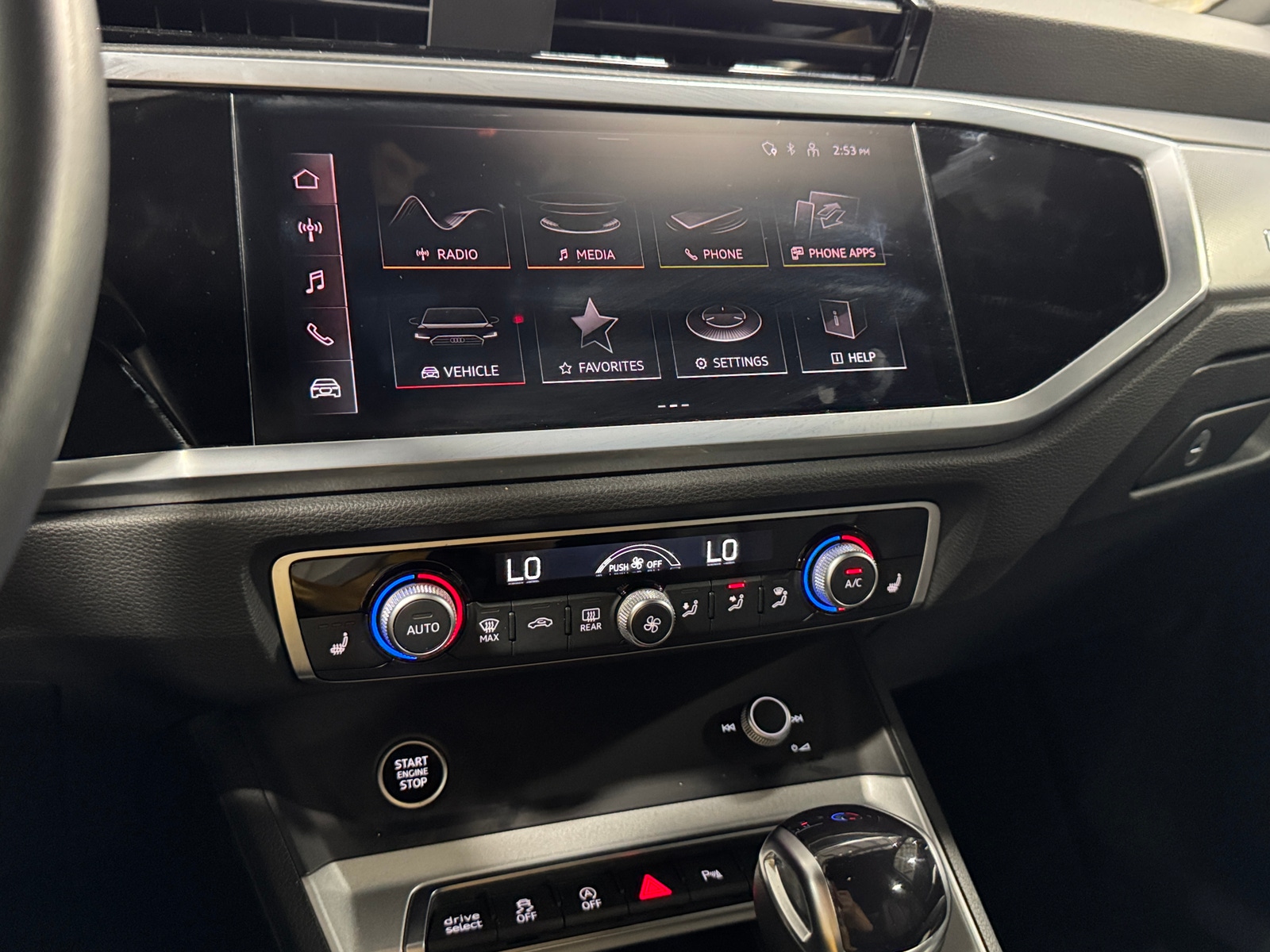 Thumbnail: 2023 Audi Q3 - 4