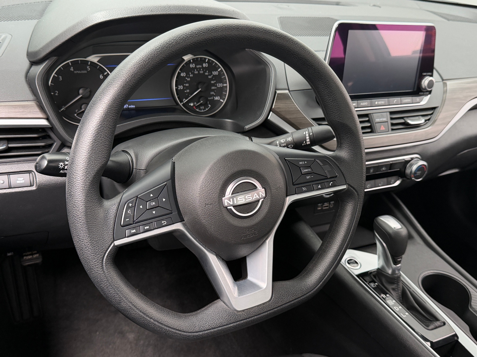 Thumbnail: 2025 Nissan Altima - 5