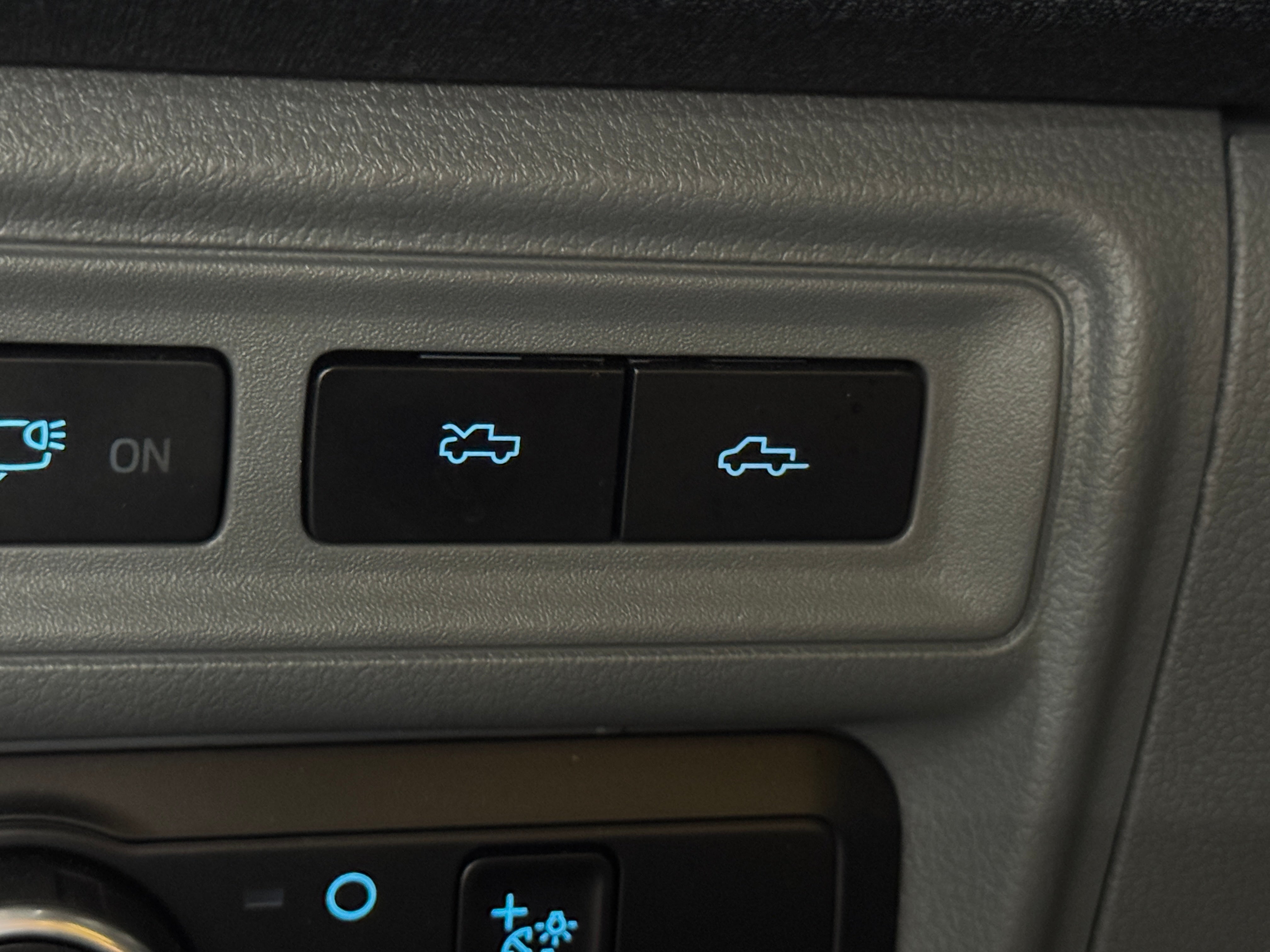 Used 2024 Ford F-150 Lightning Flash with VIN 1FT6W3L73RWG15042 for sale in Auburn, WA