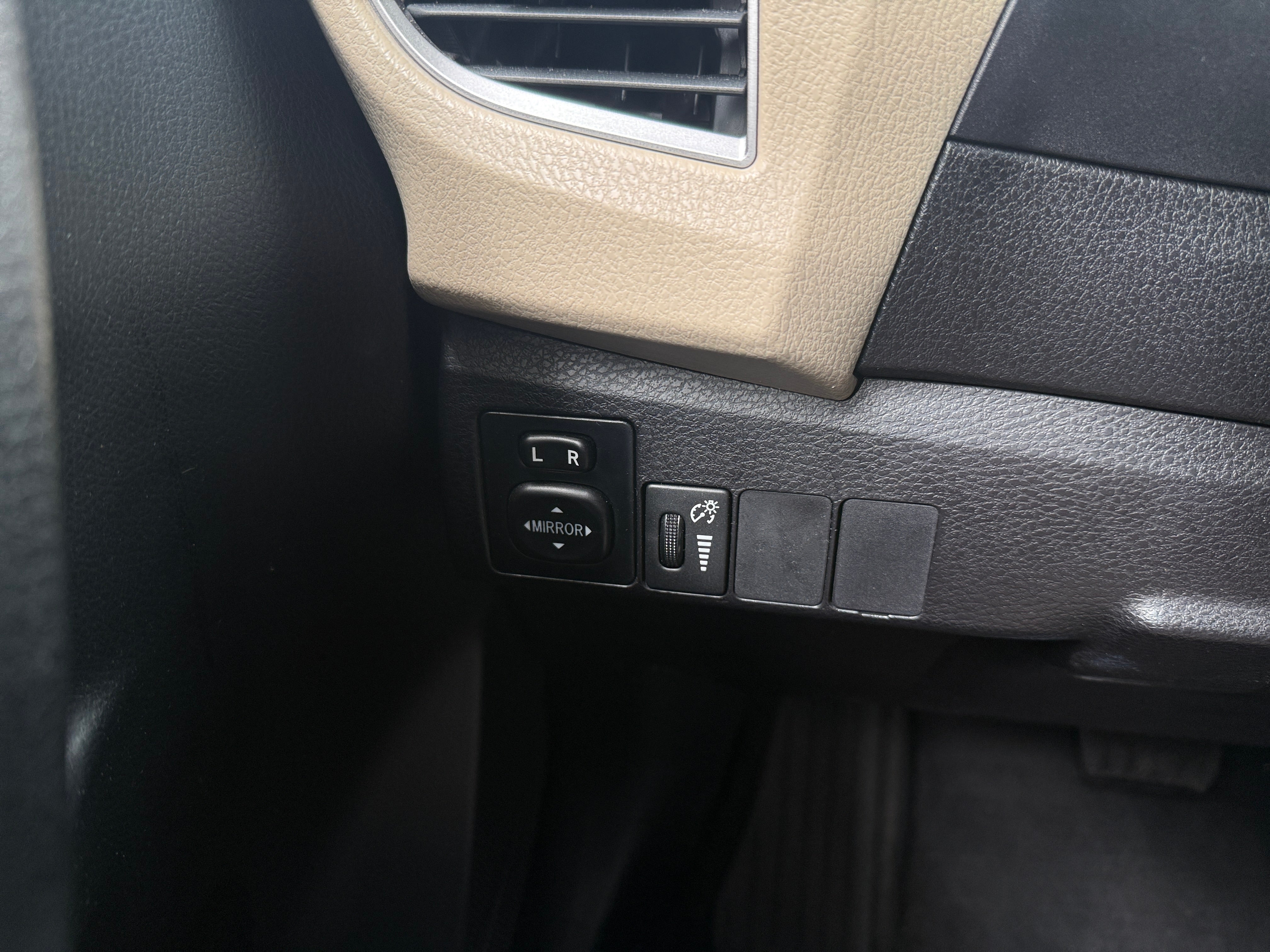 2T1BURHE1EC182516