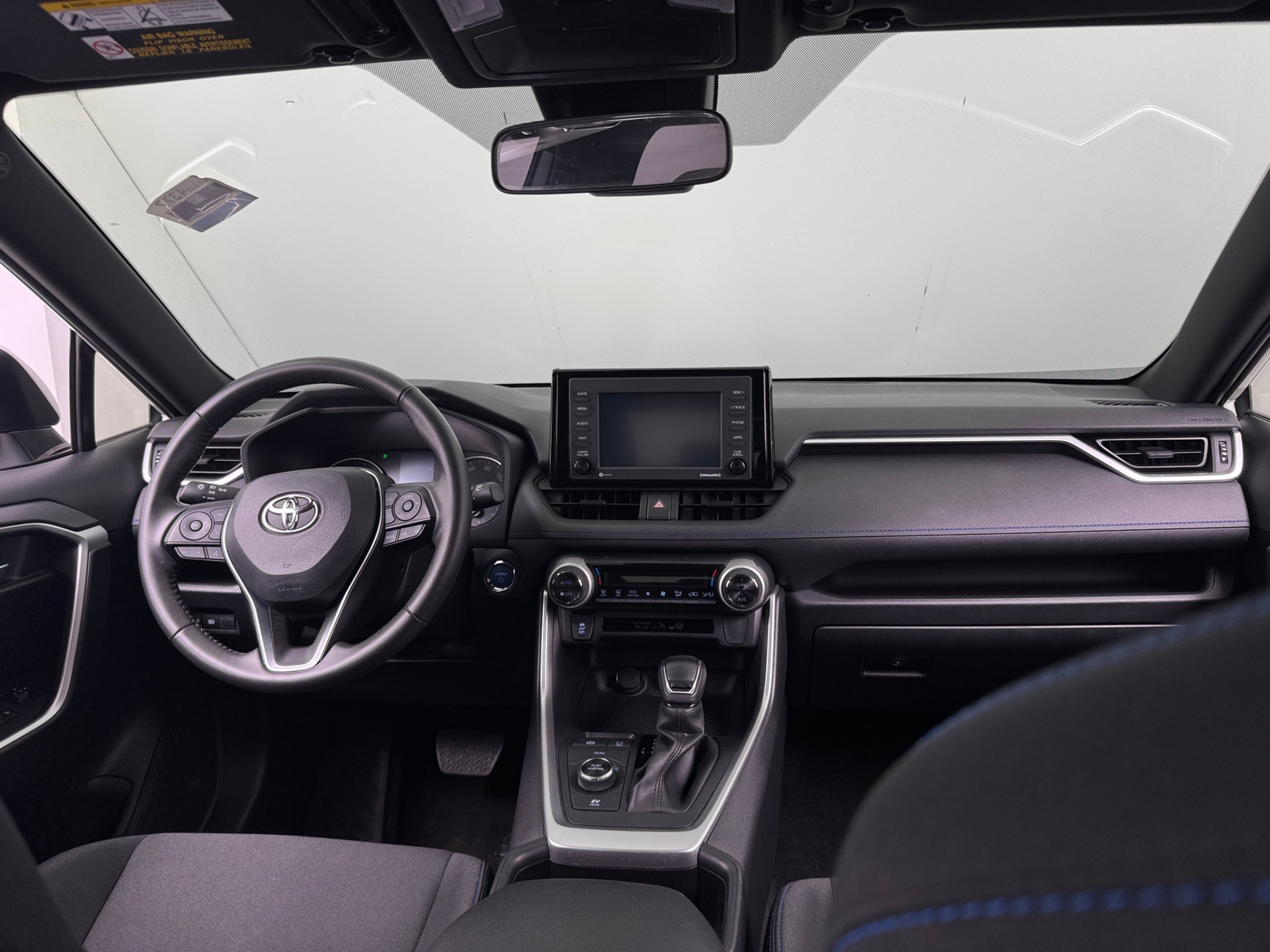 Thumbnail: 2022 Toyota RAV4 - 3