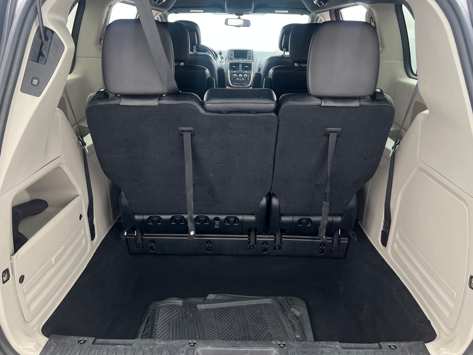 Thumbnail: 2018 Dodge Grand Caravan - 6