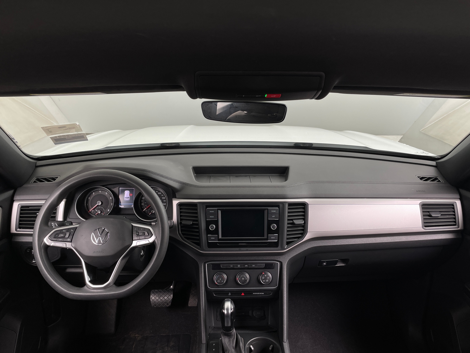 Thumbnail: 2020 Volkswagen Atlas - 3