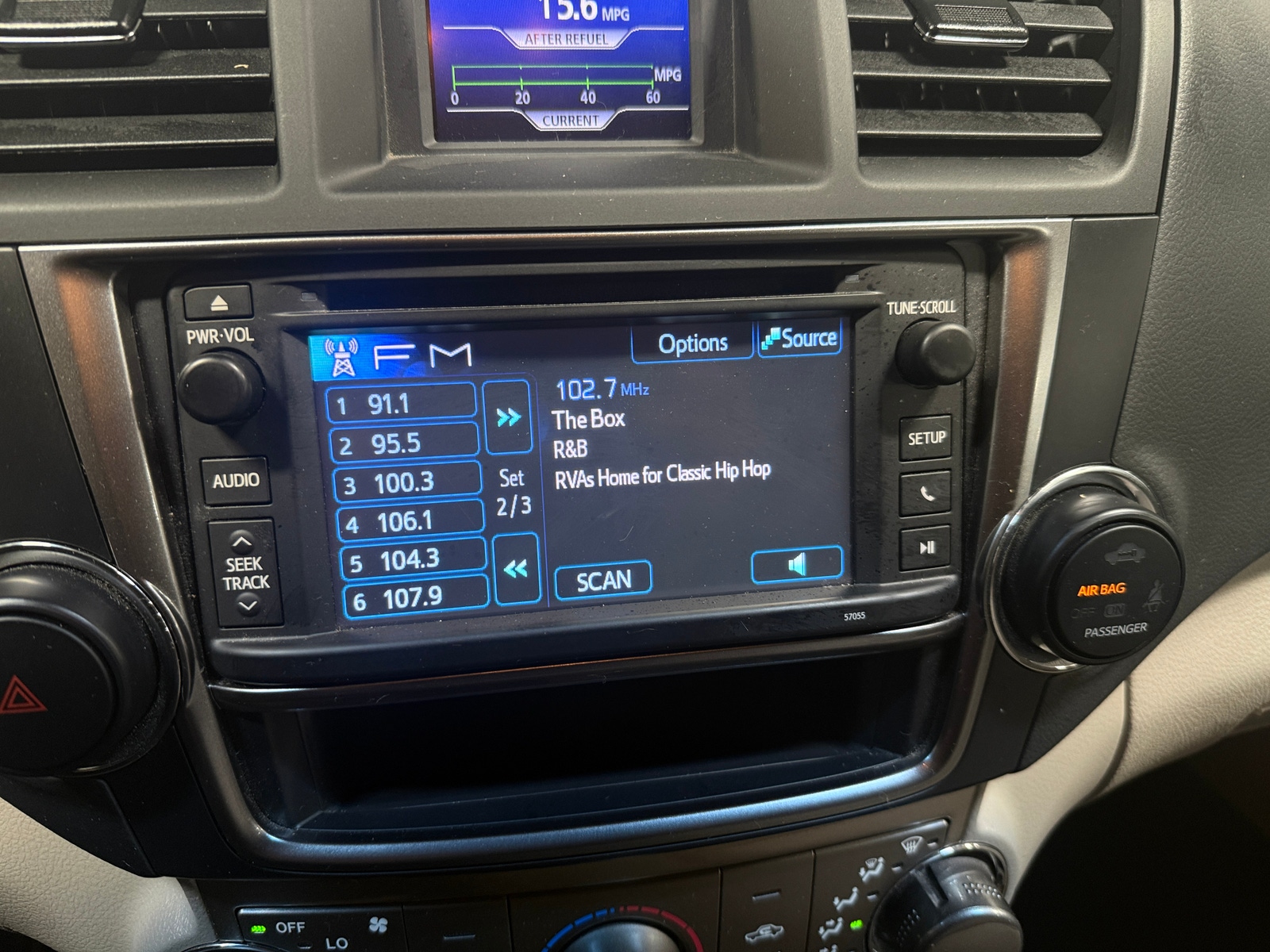 Thumbnail: 2013 Toyota Highlander - 4