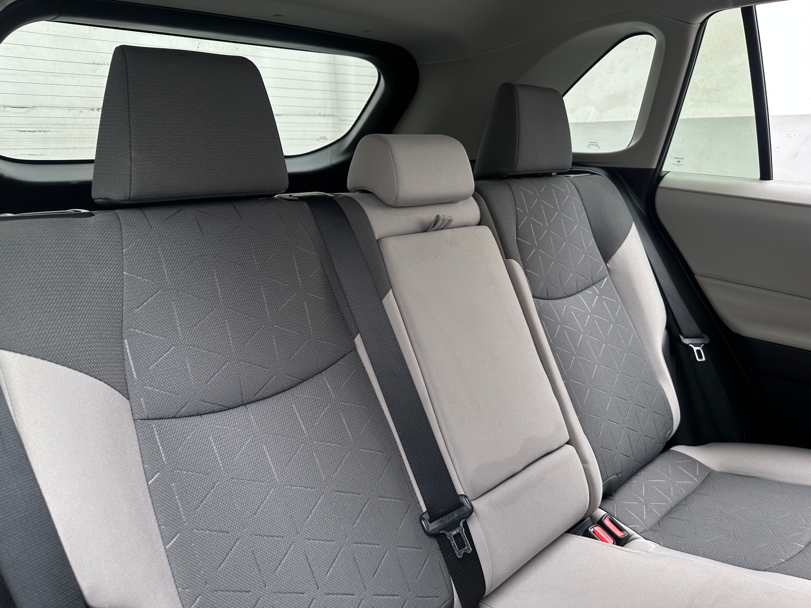 Thumbnail: 2022 Toyota RAV4 - 6