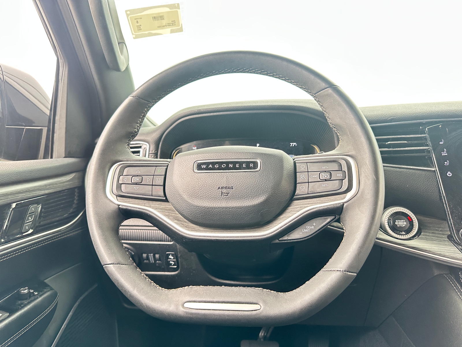 Thumbnail: 2023 Jeep Wagoneer - 4