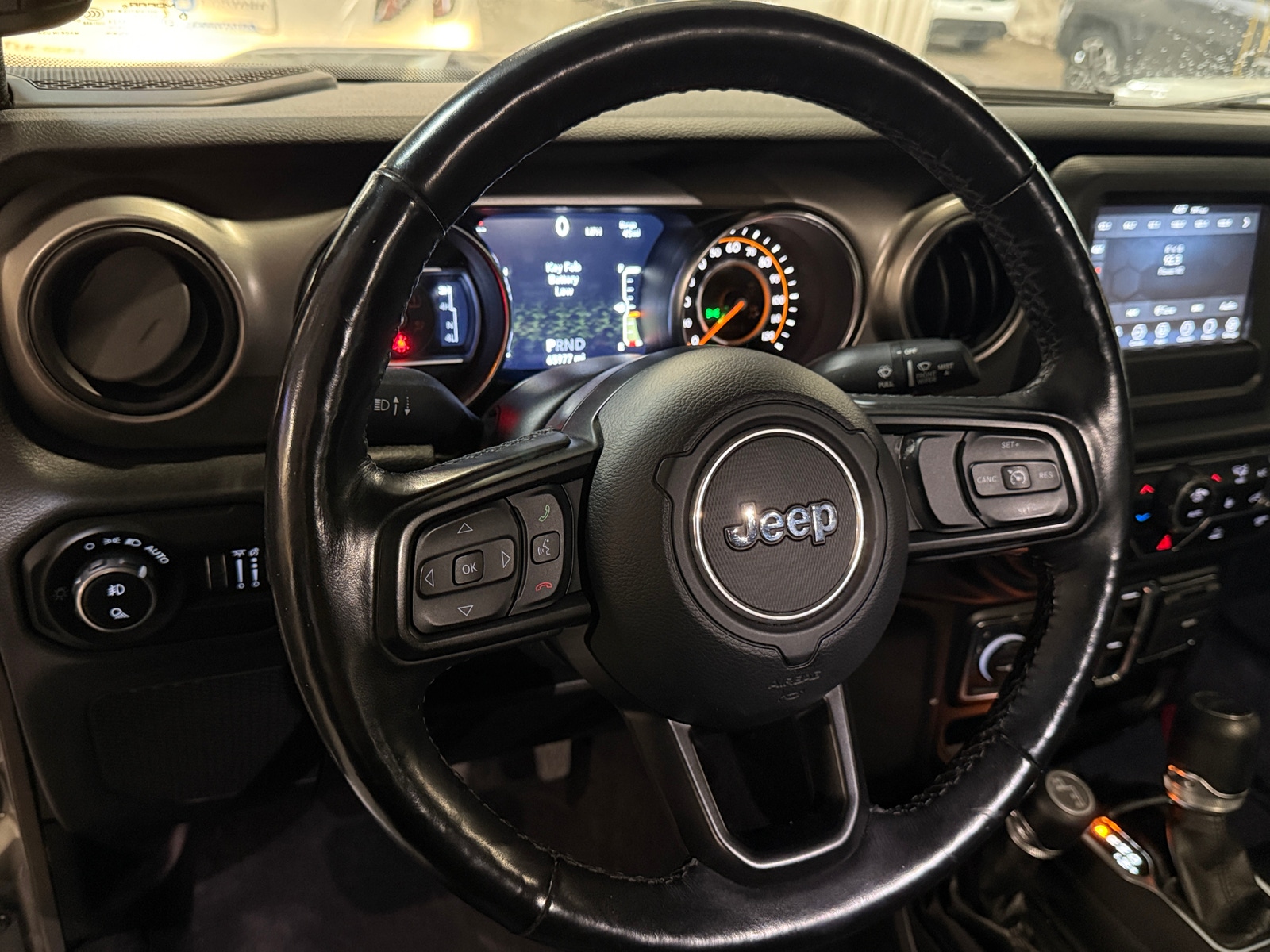 Thumbnail: 2021 Jeep Gladiator - 5
