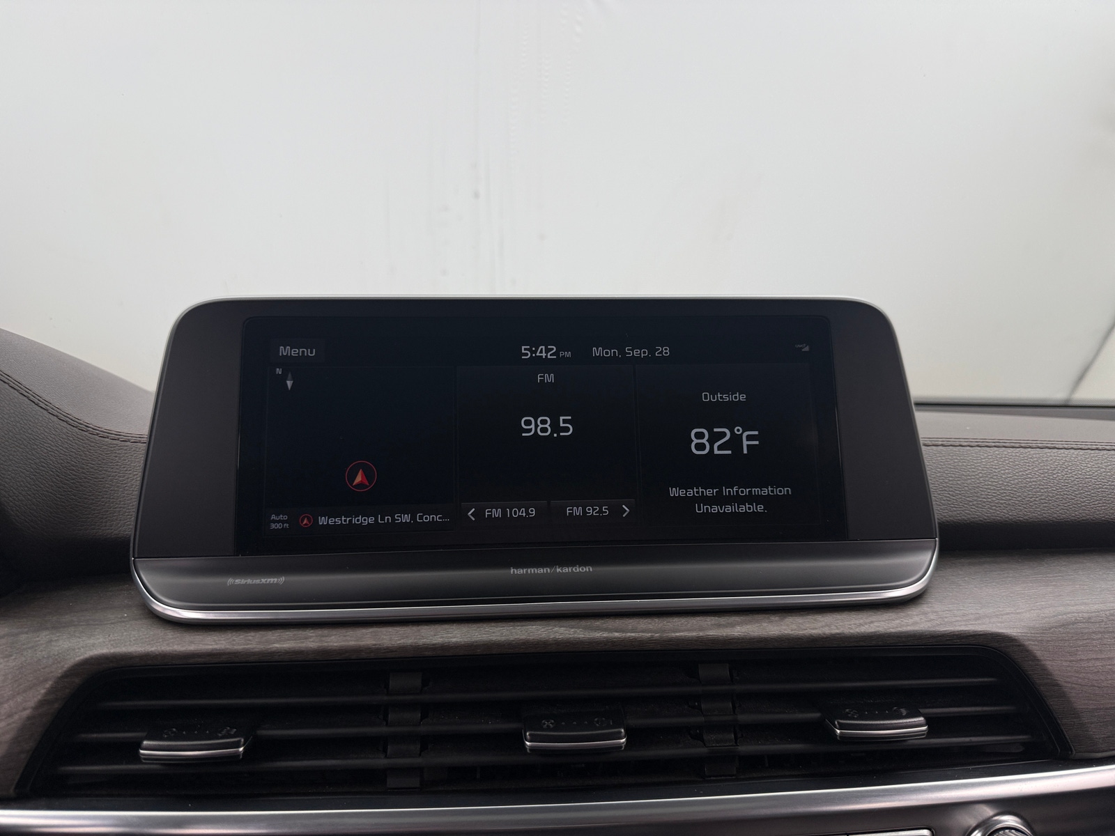 Thumbnail: 2021 Kia Telluride - 3