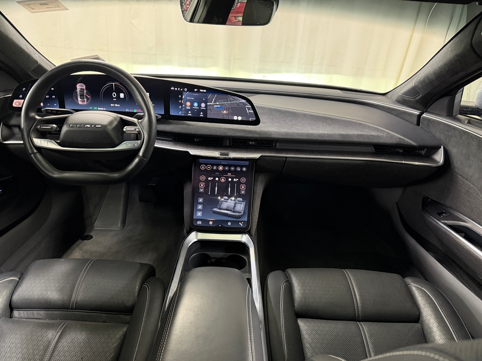 Thumbnail: 2022 Lucid Air - 2