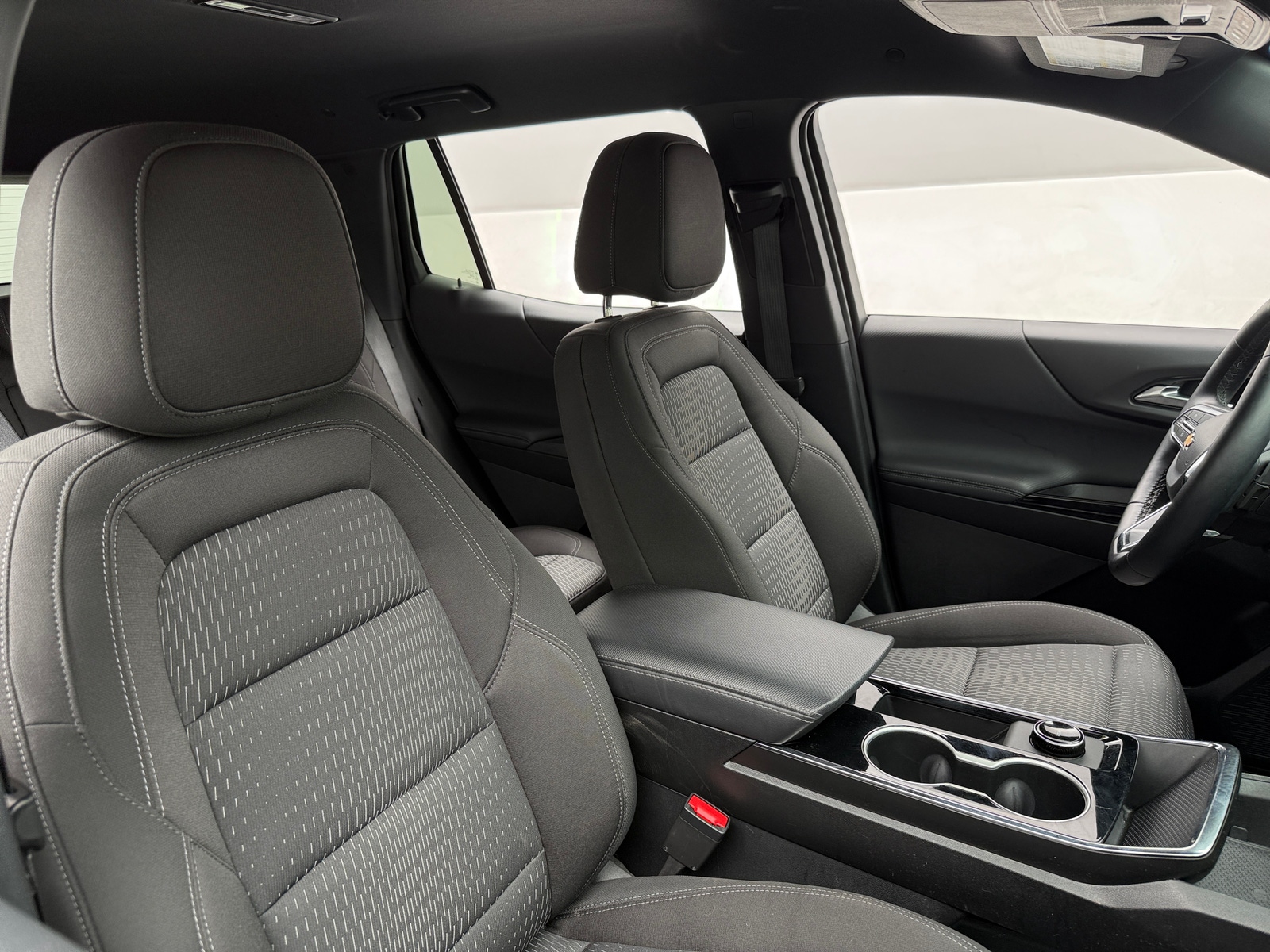 Thumbnail: 2026 Chevrolet Equinox - 2