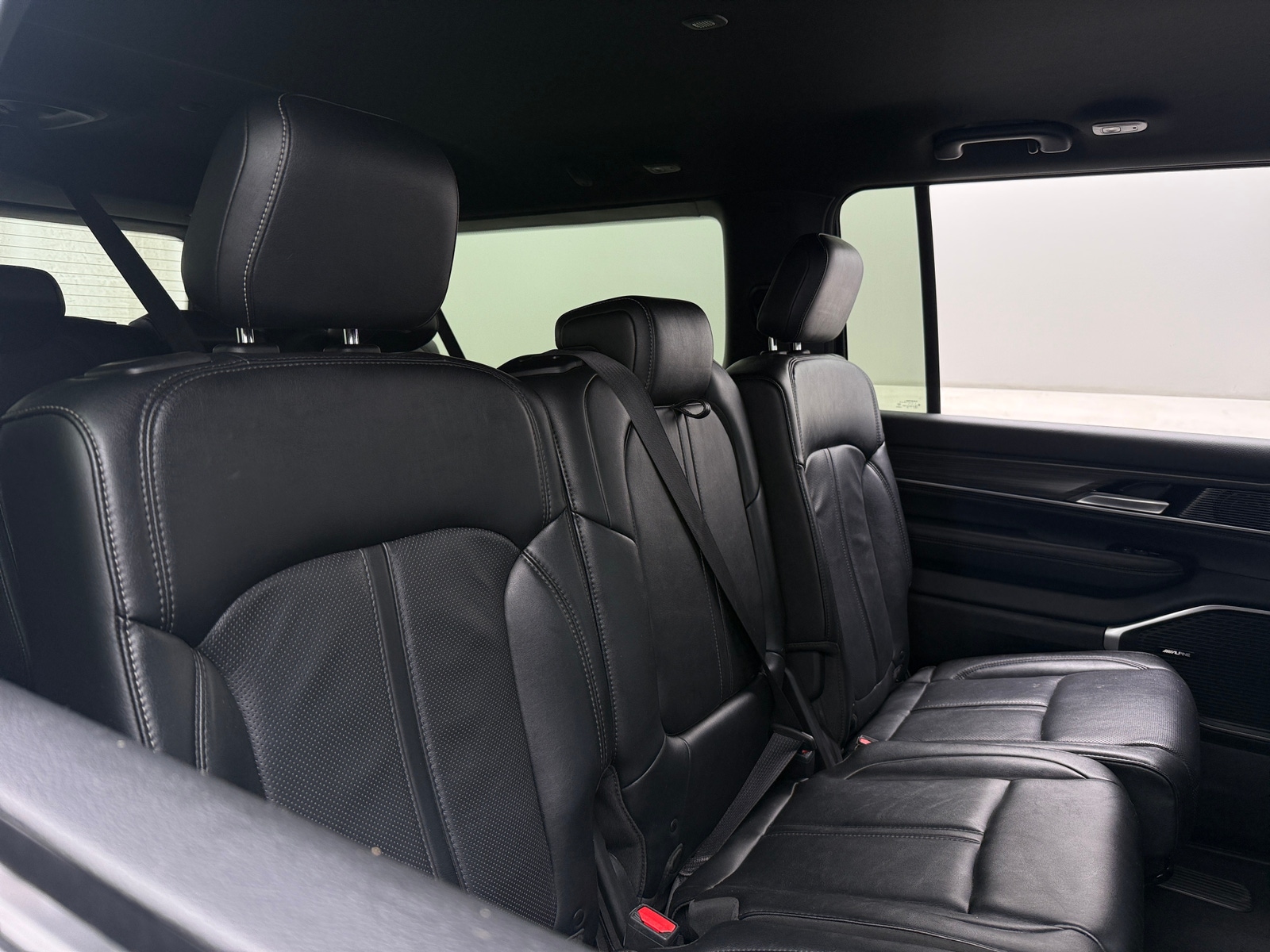 Thumbnail: 2024 Jeep Wagoneer - 5