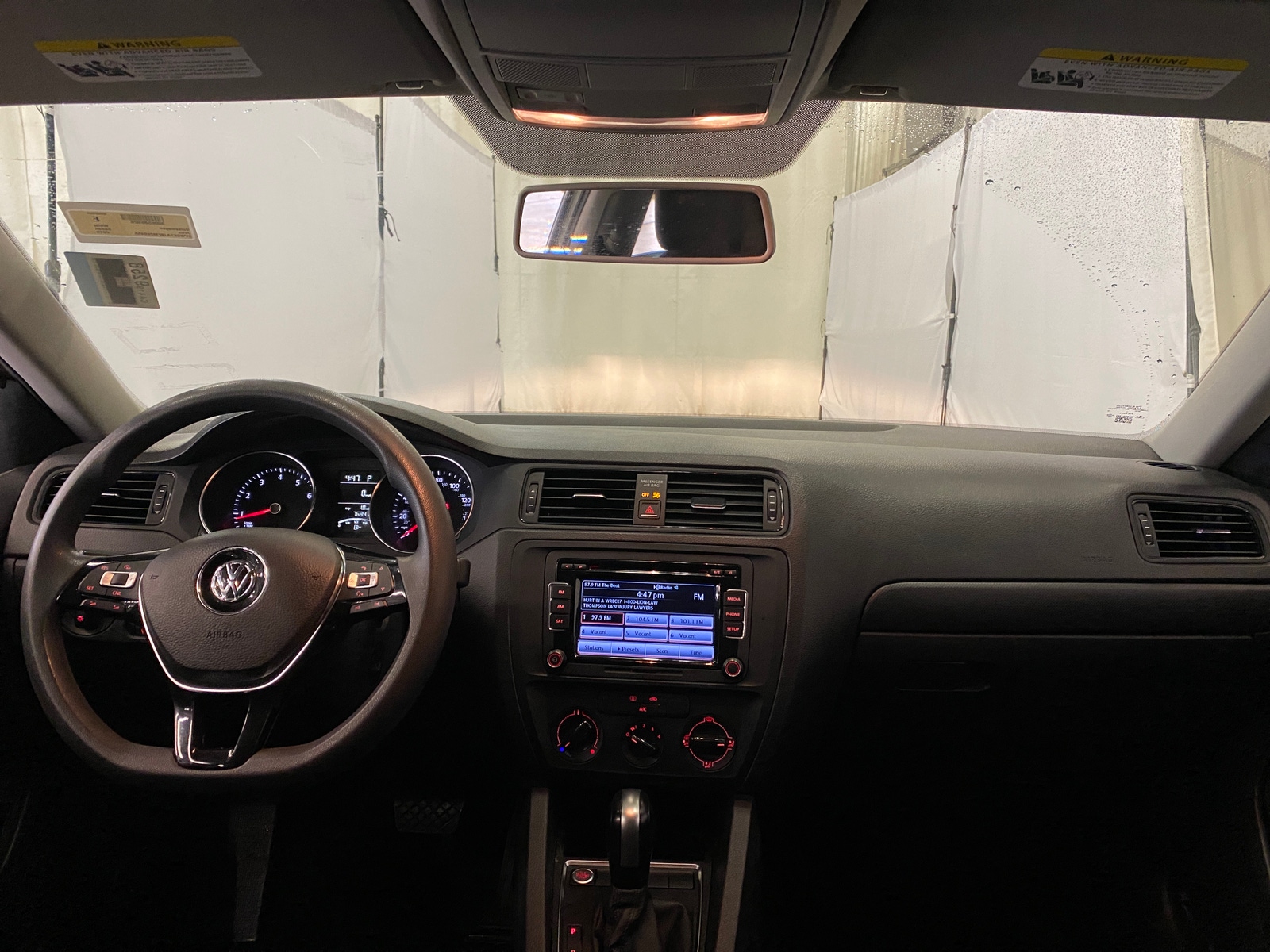 Thumbnail: 2015 Volkswagen Jetta - 3