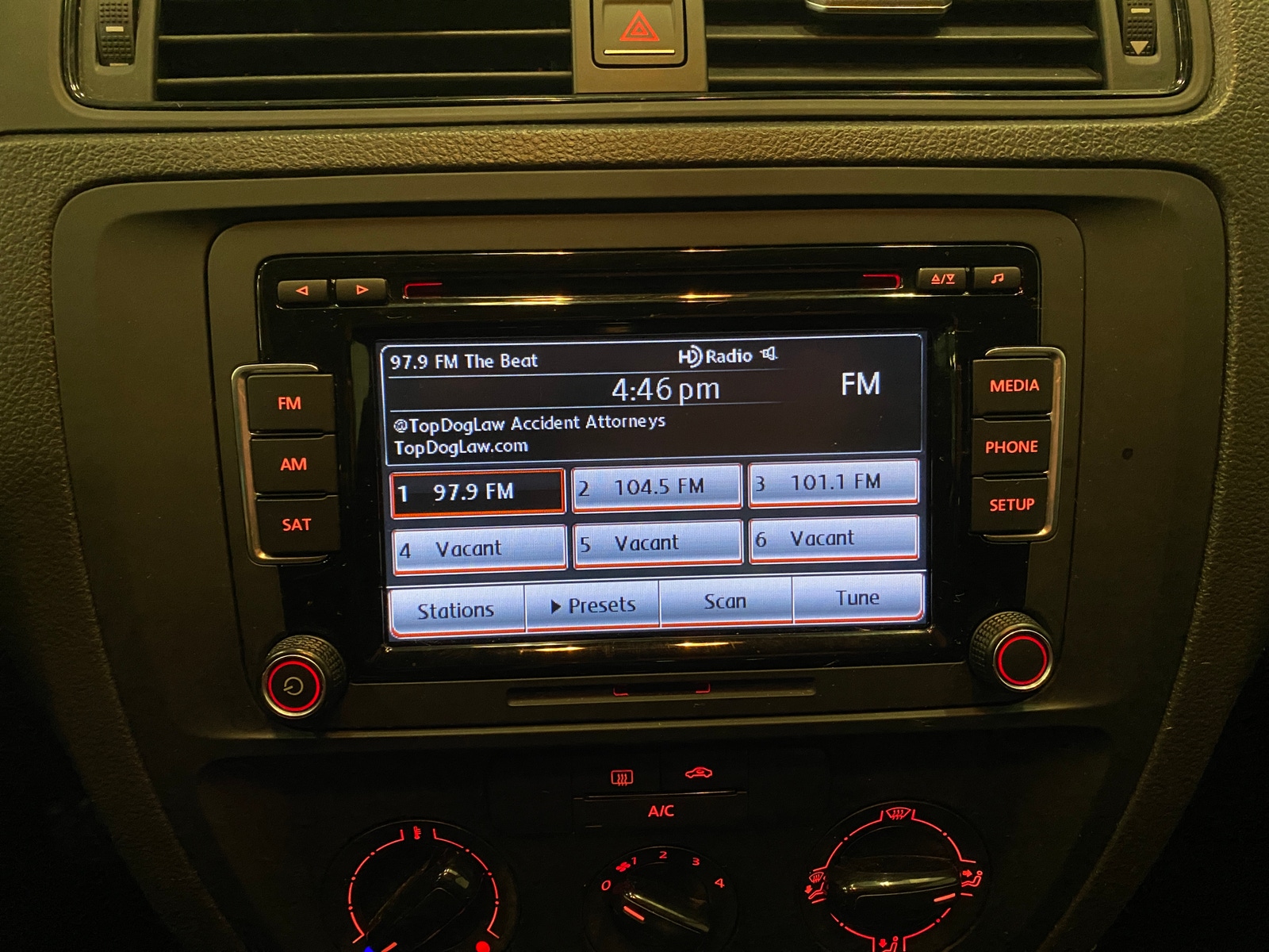 Thumbnail: 2015 Volkswagen Jetta - 4