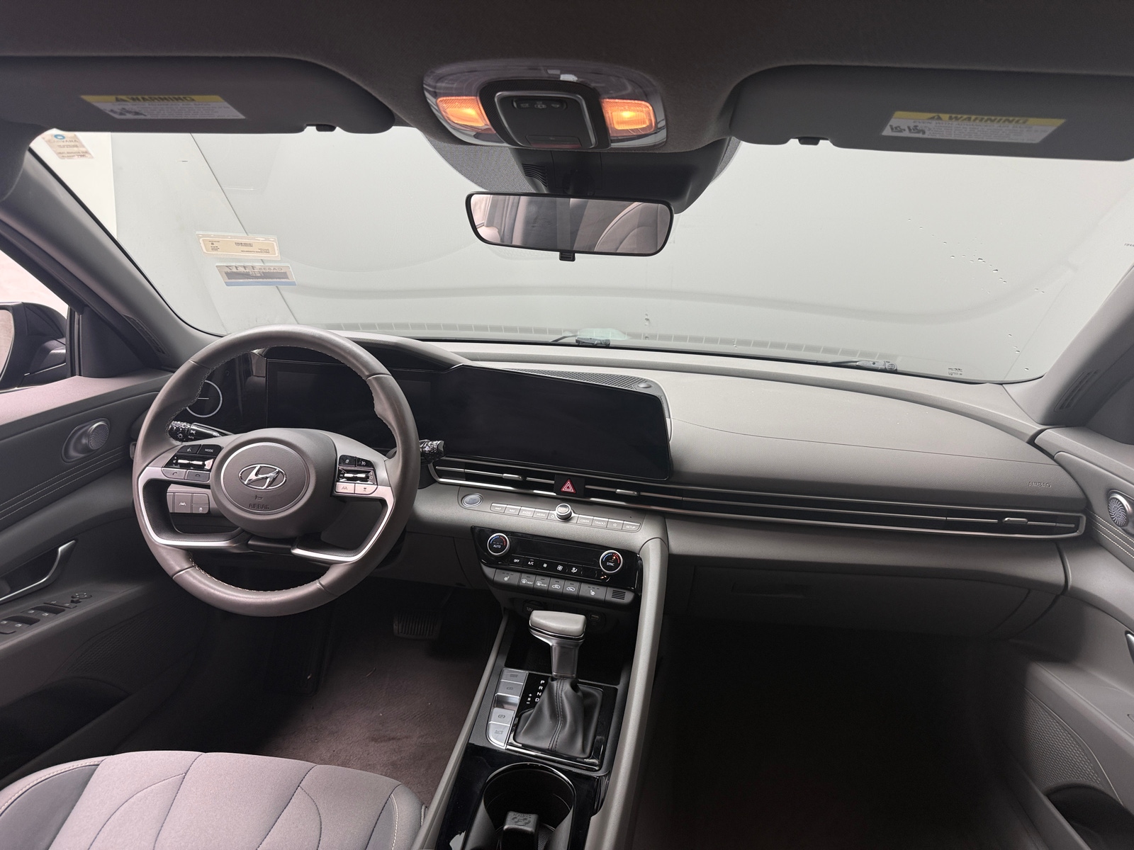 Thumbnail: 2023 Hyundai Elantra - 3