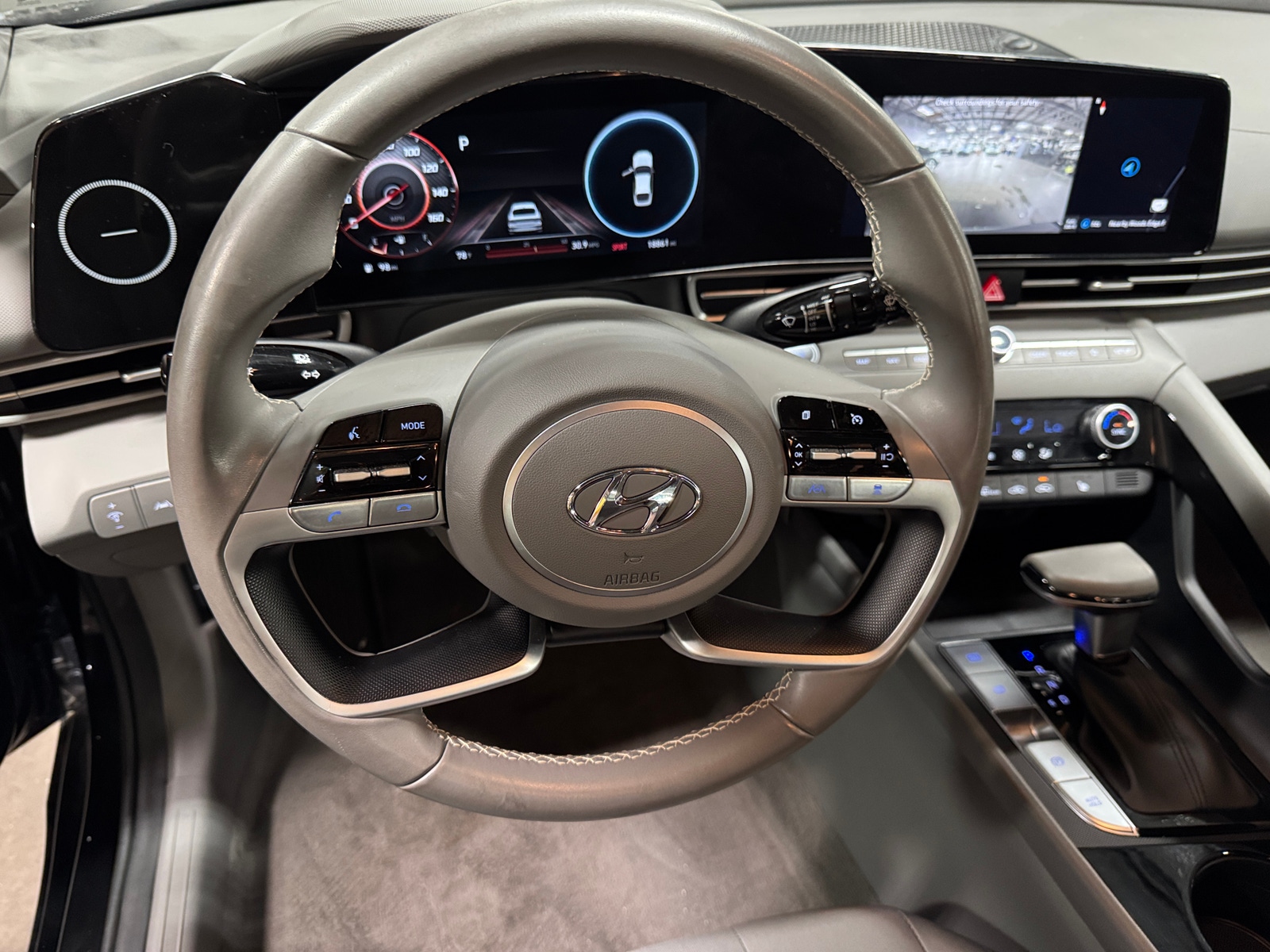 Thumbnail: 2023 Hyundai Elantra - 5