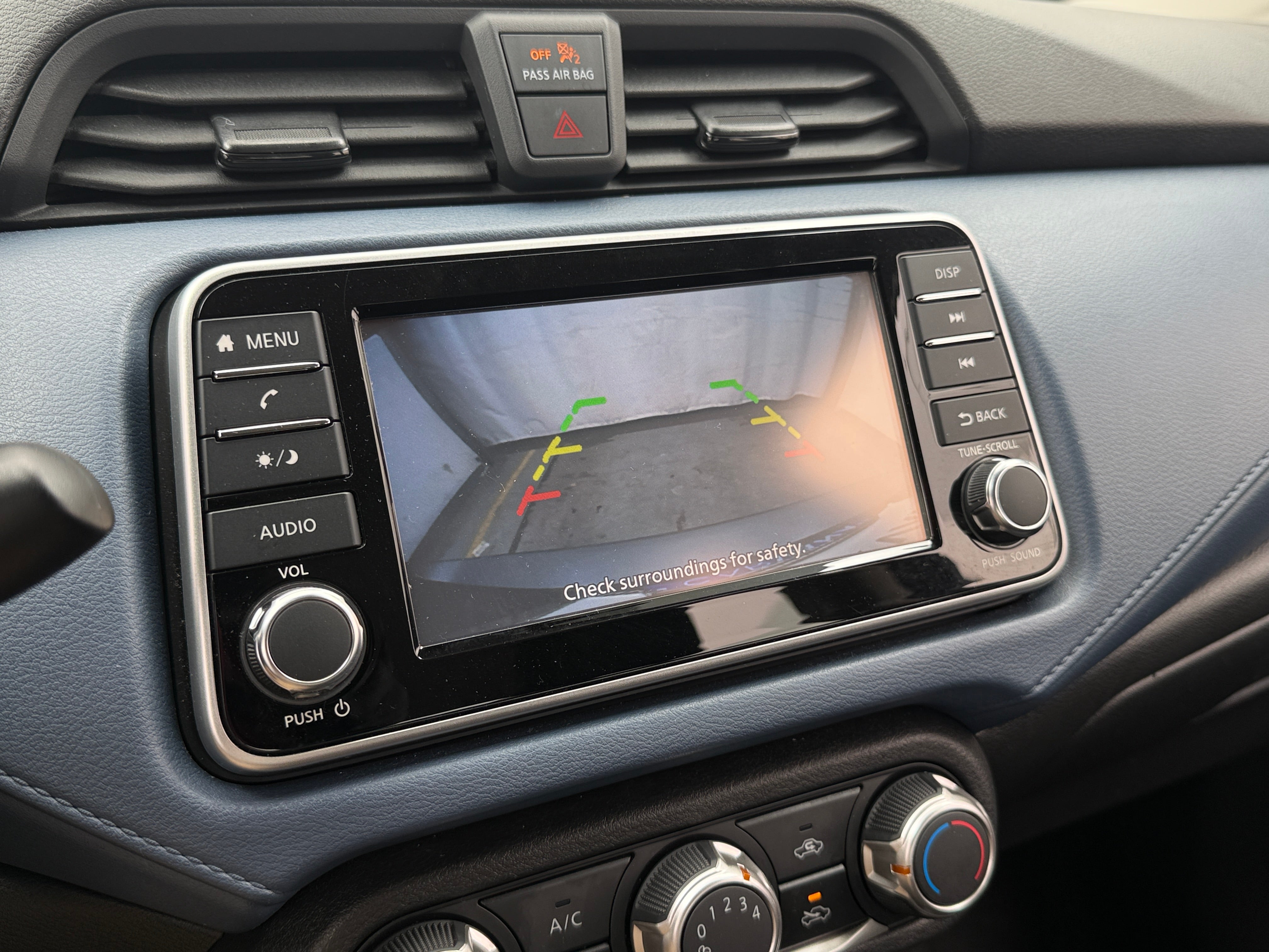 2025 Nissan Versa Sedan SV - Photo 11