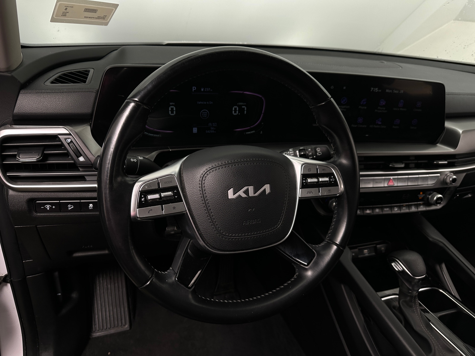 Thumbnail: 2023 Kia Telluride - 4