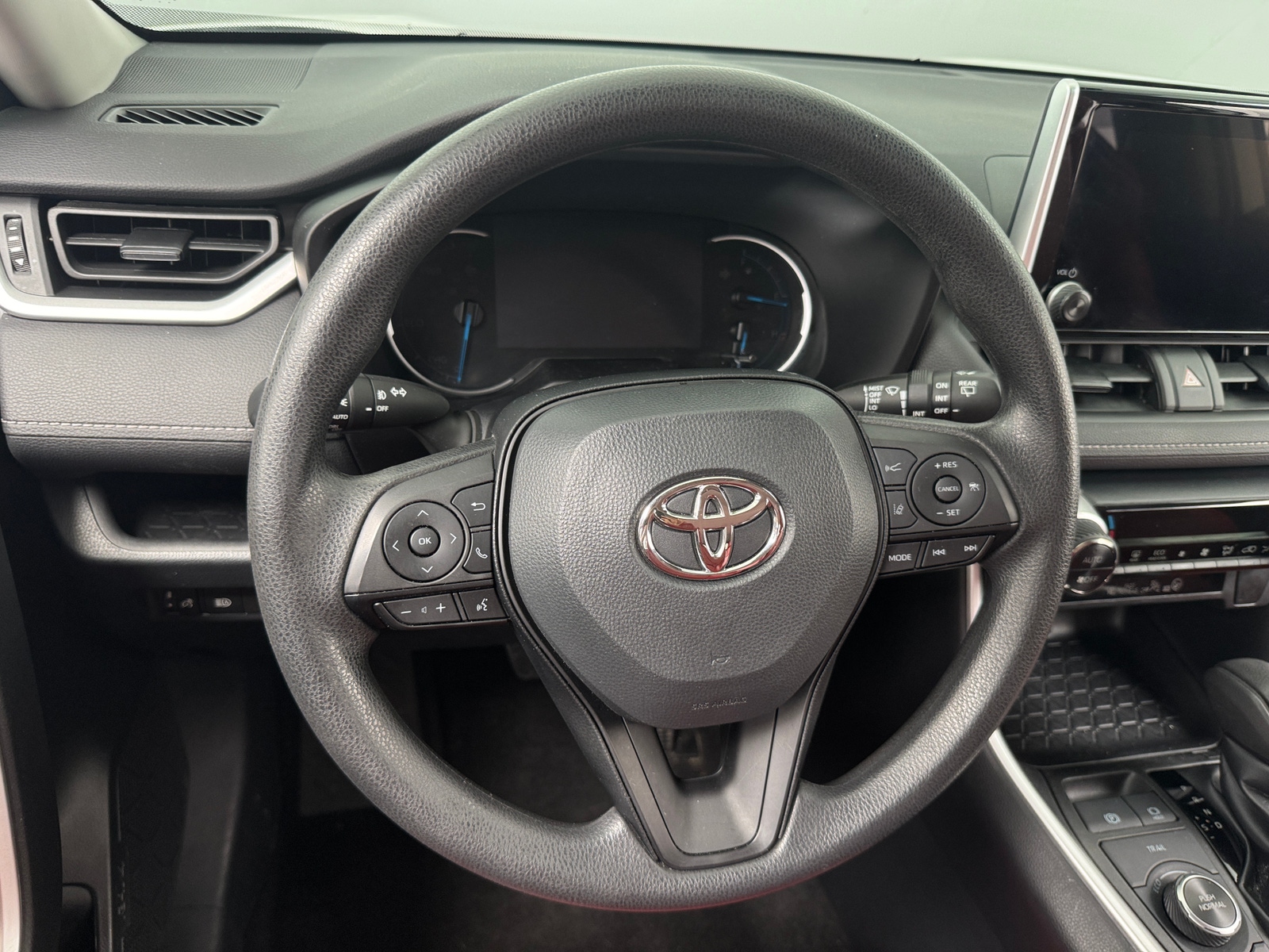 Thumbnail: 2023 Toyota RAV4 - 5