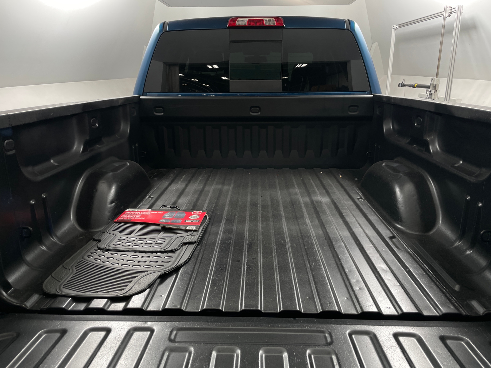 Thumbnail: 2018 Chevrolet Silverado 1500 - 6