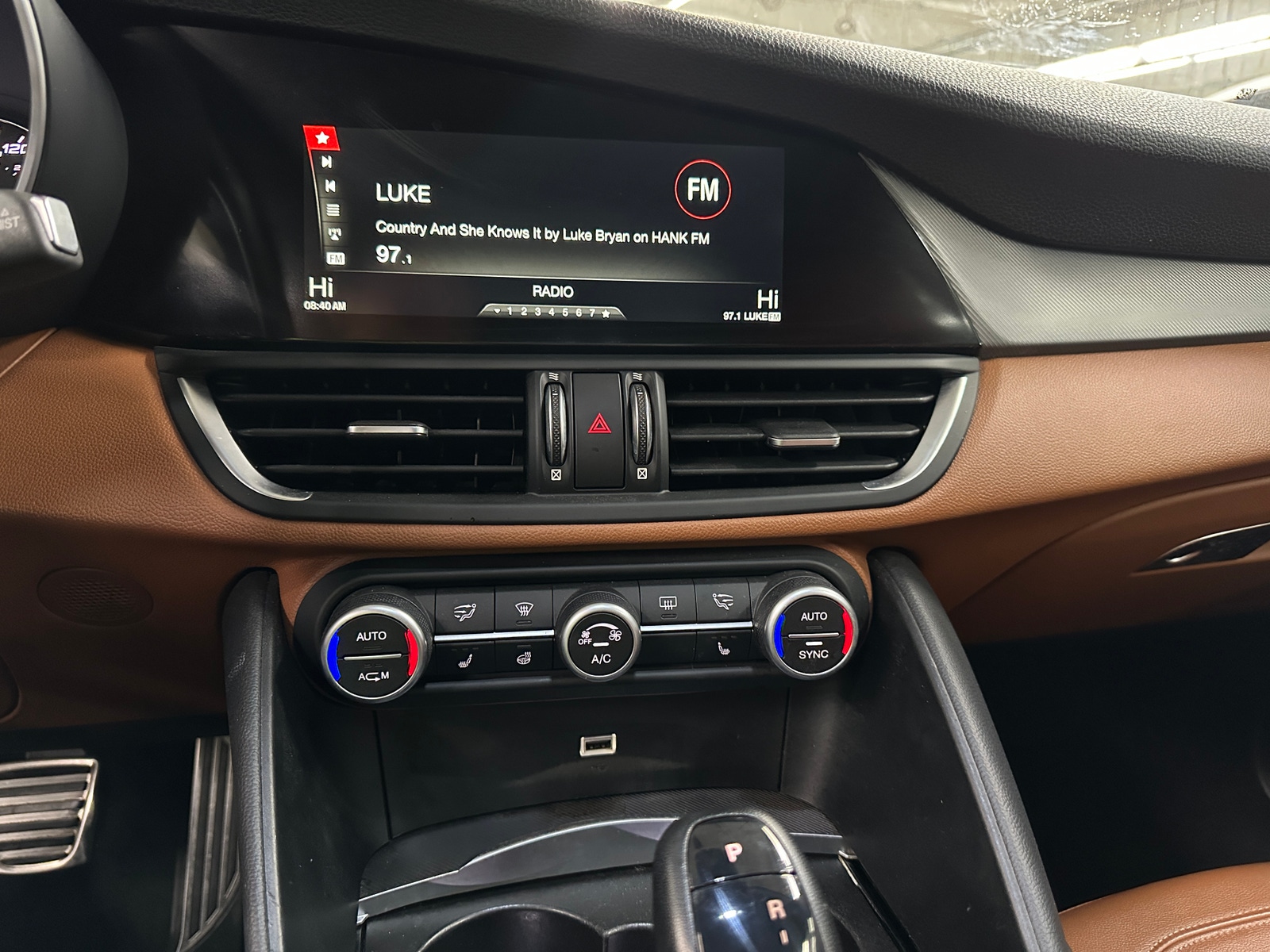 Thumbnail: 2019 Alfa Romeo Giulia - 3