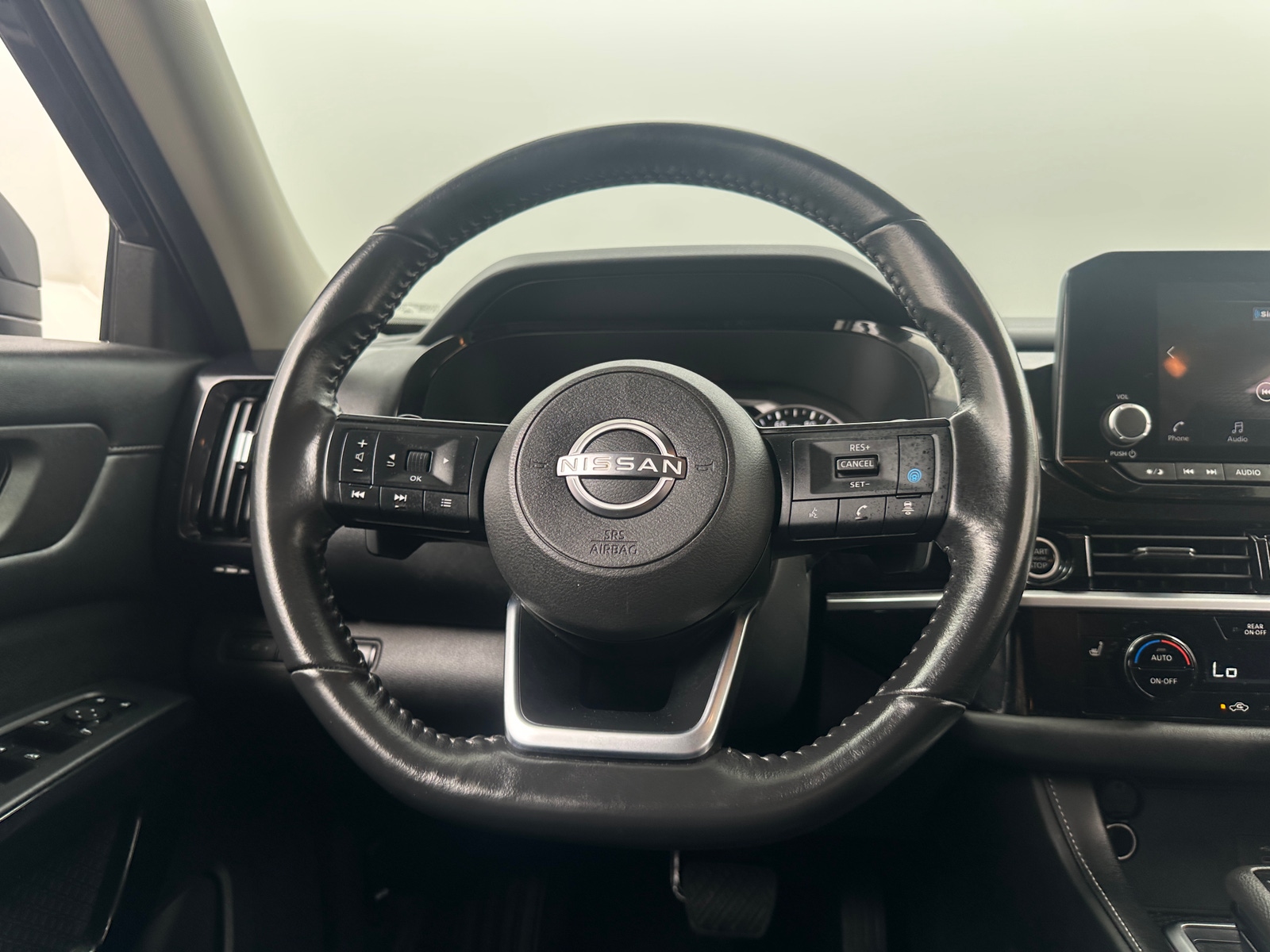 Thumbnail: 2024 Nissan Pathfinder - 5