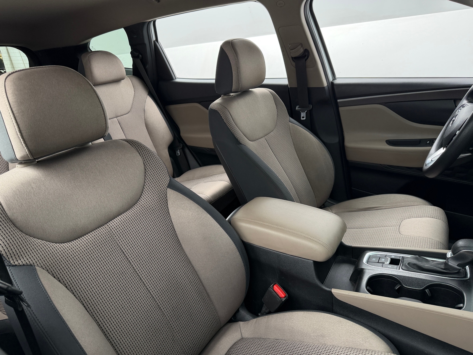Thumbnail: 2019 Hyundai Santa Fe - 2