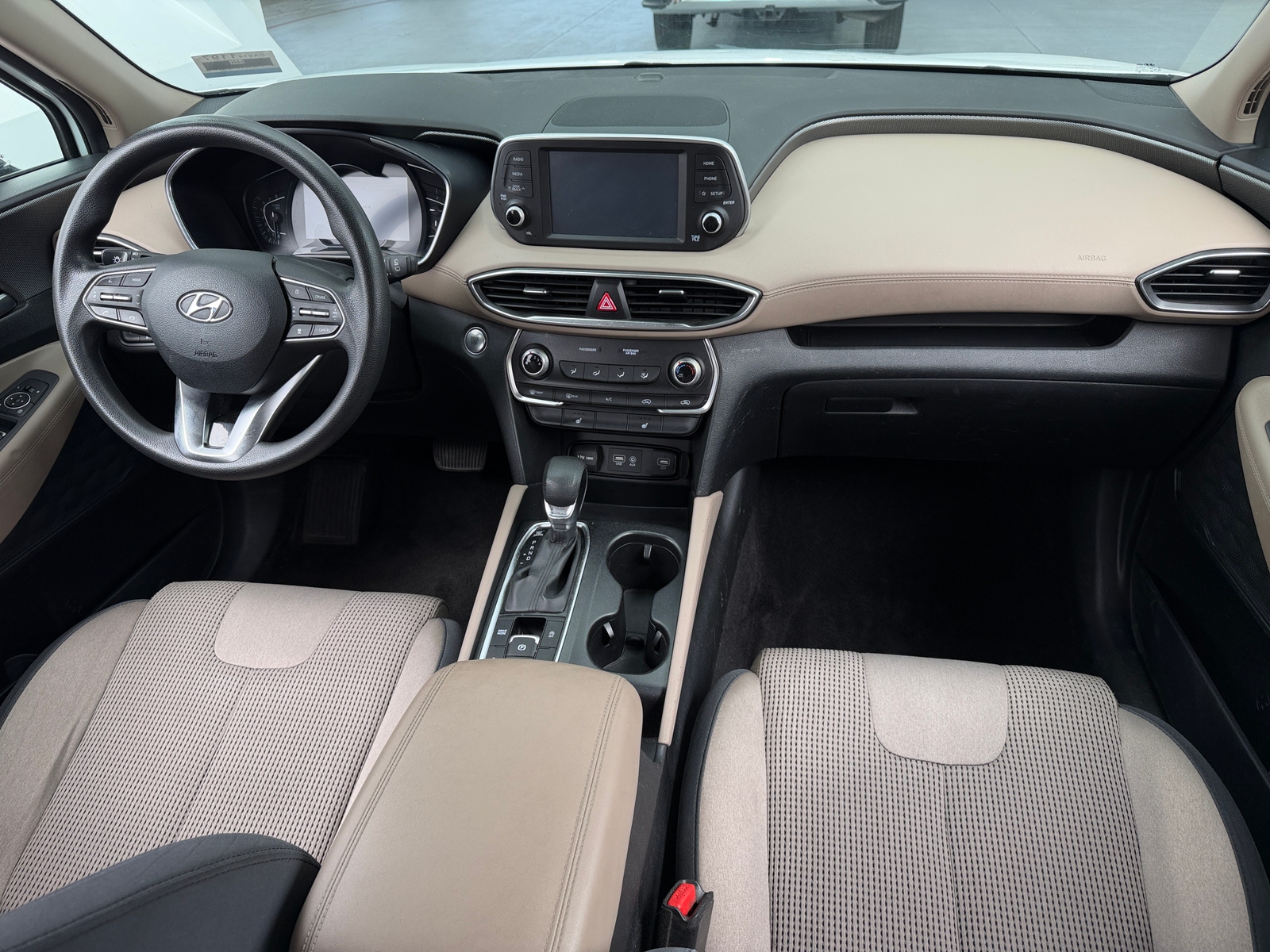 Thumbnail: 2019 Hyundai Santa Fe - 3