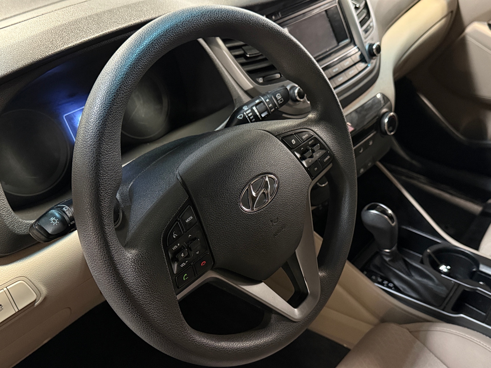 Thumbnail: 2016 Hyundai Tucson - 4