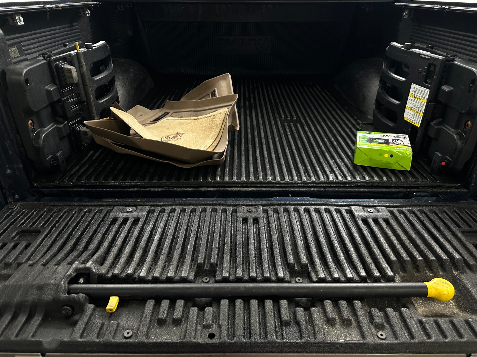 Thumbnail: 2013 Ford Econoline - 6