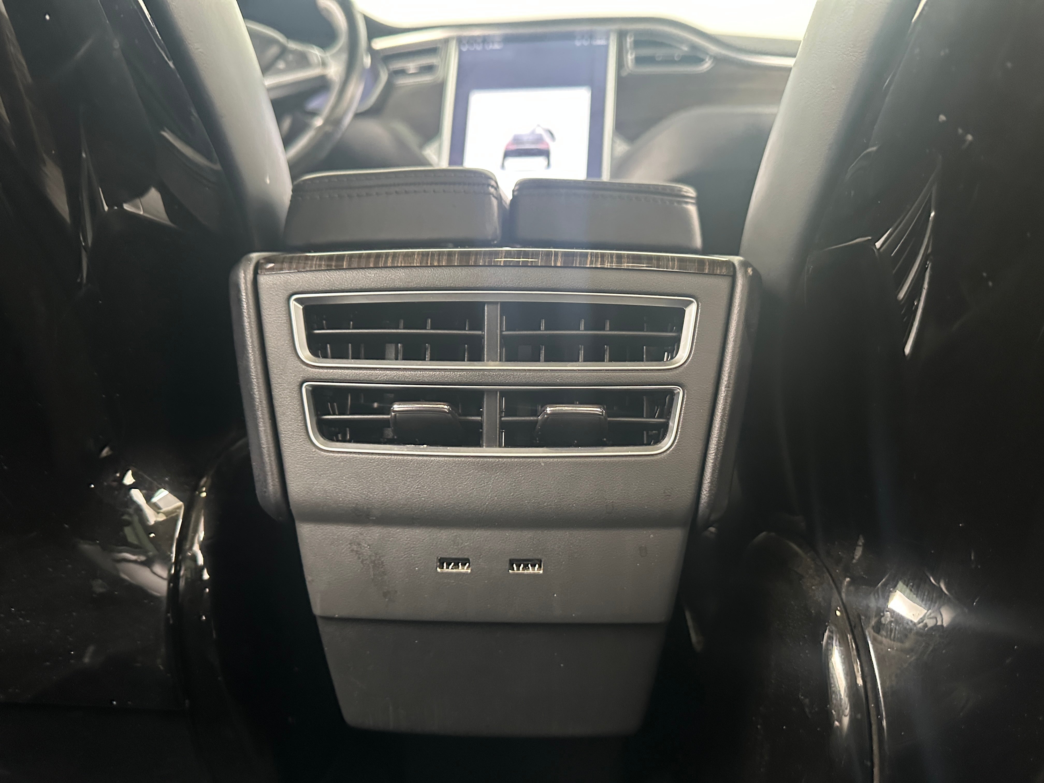 5YJXCBE24GF011333